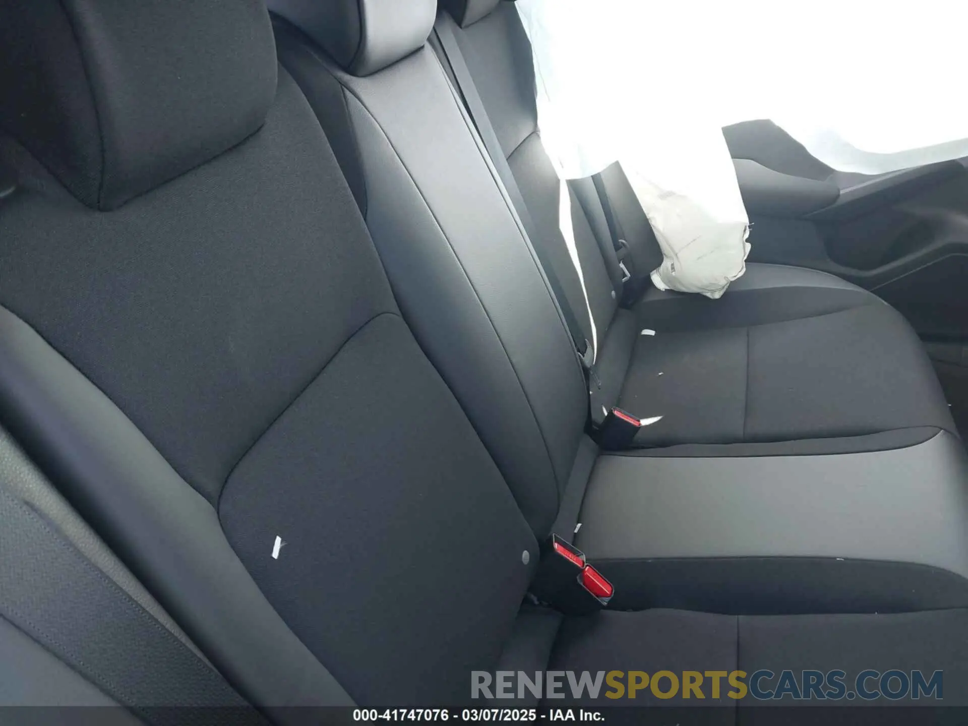 8 fotografías del automóvil dañado 19XFL2H83RE042223 HONDA CIVIC 2024