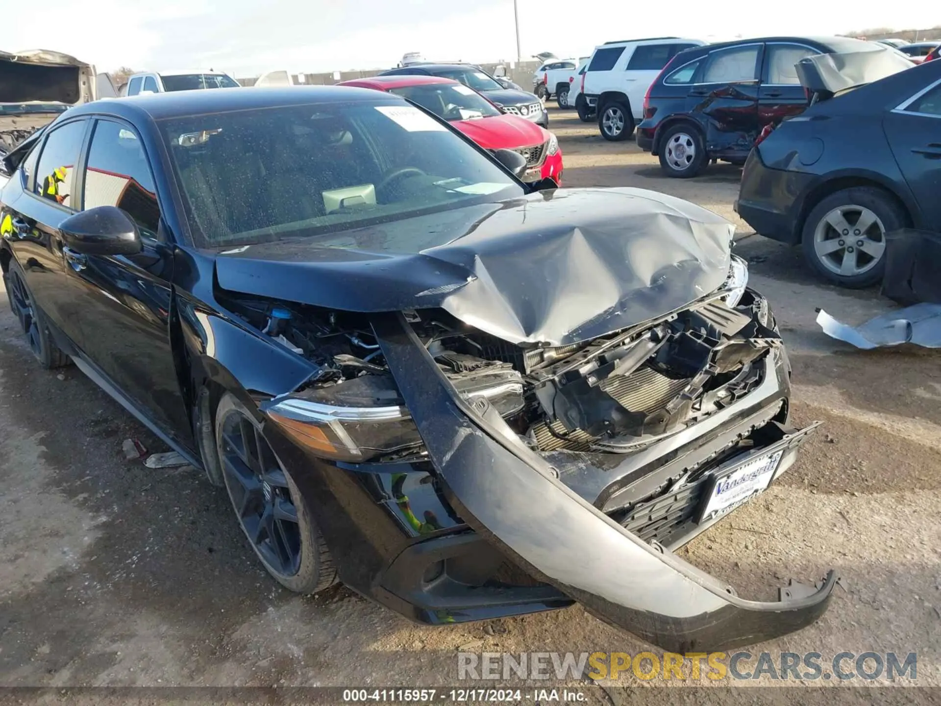 1 fotografías del automóvil dañado 19XFL2H84RE006900 HONDA CIVIC 2024