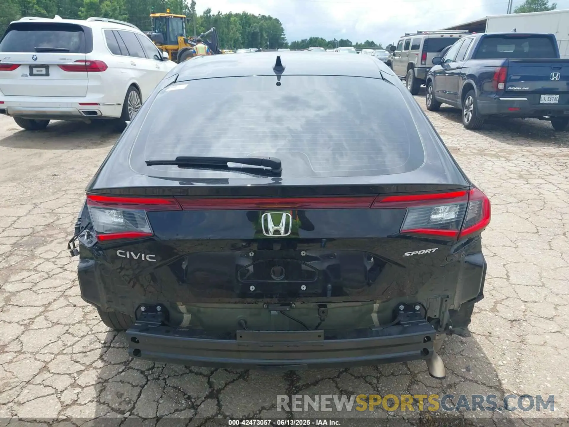 16 fotografías del automóvil dañado 19XFL2H84RE012843 HONDA CIVIC 2024