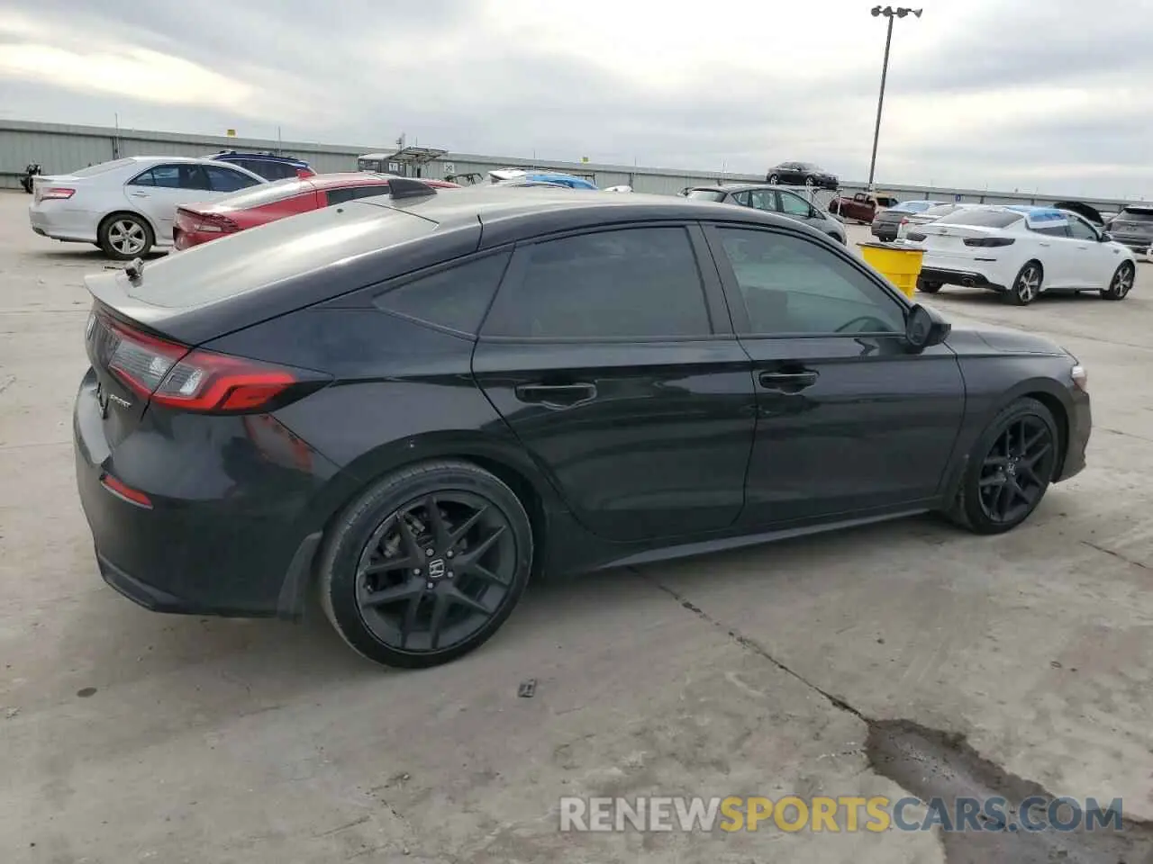3 fotografías del automóvil dañado 19XFL2H84RE014396 HONDA CIVIC 2024