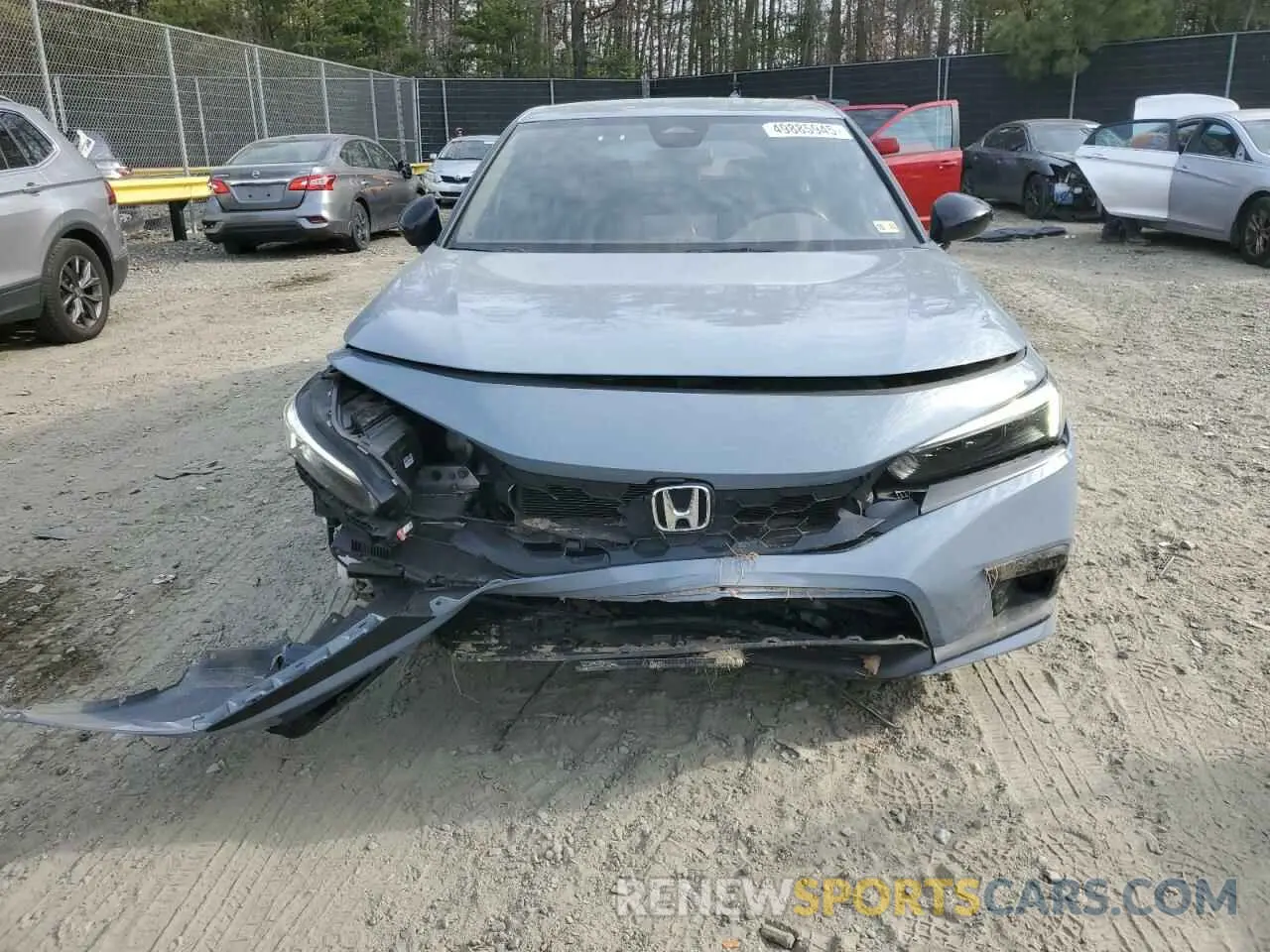 5 fotografías del automóvil dañado 19XFL2H84RE019050 HONDA CIVIC 2024