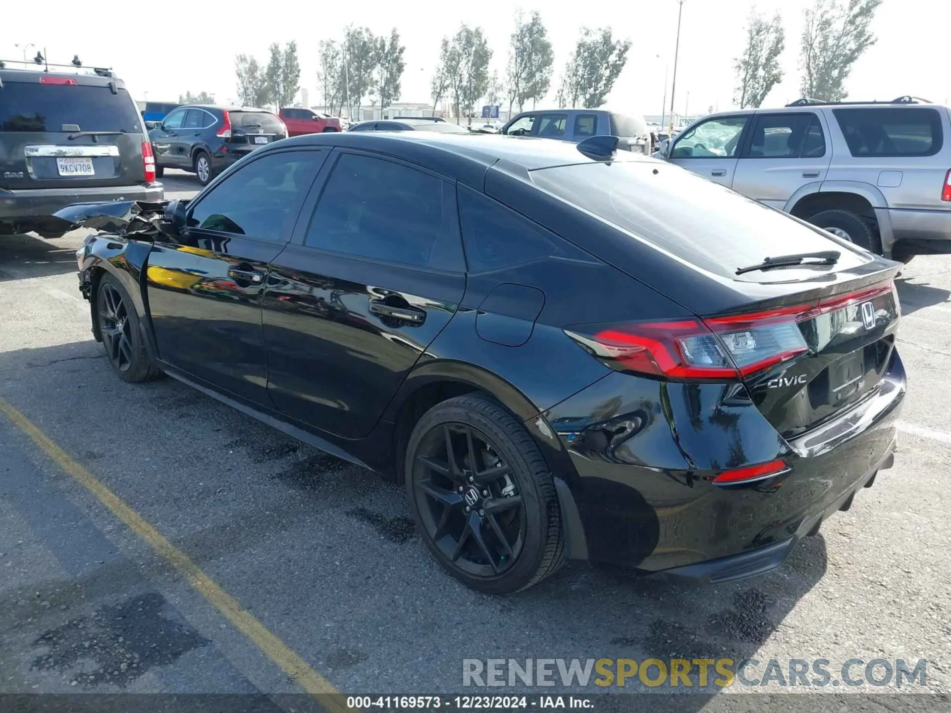 3 fotografías del automóvil dañado 19XFL2H84RE019629 HONDA CIVIC 2024