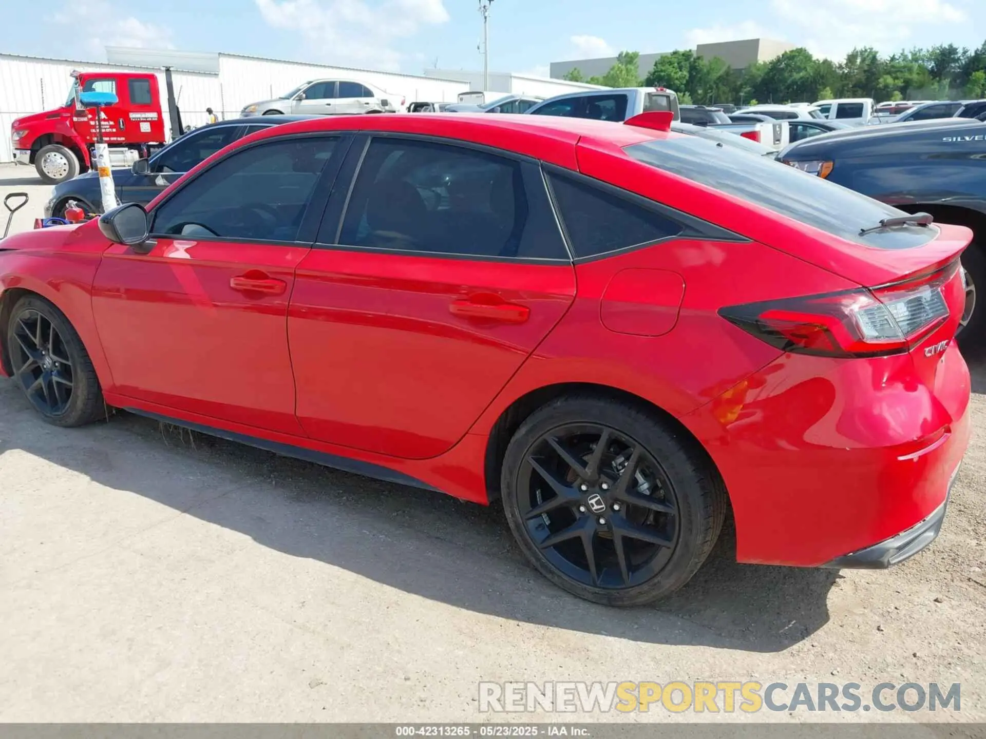 3 fotografías del automóvil dañado 19XFL2H85RE032485 HONDA CIVIC 2024