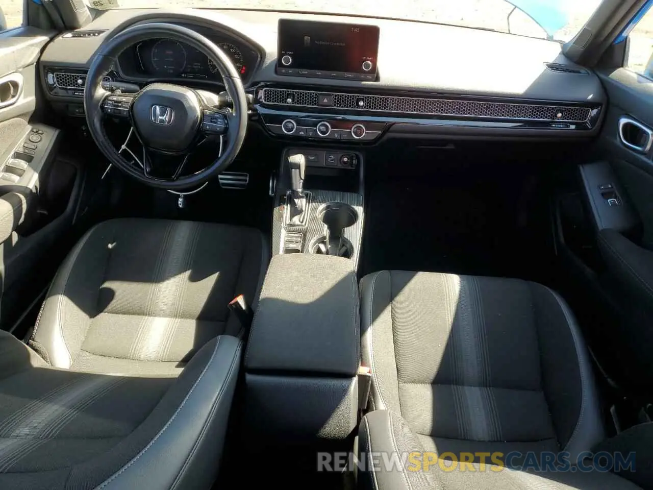 8 fotografías del automóvil dañado 19XFL2H86RE021771 HONDA CIVIC 2024