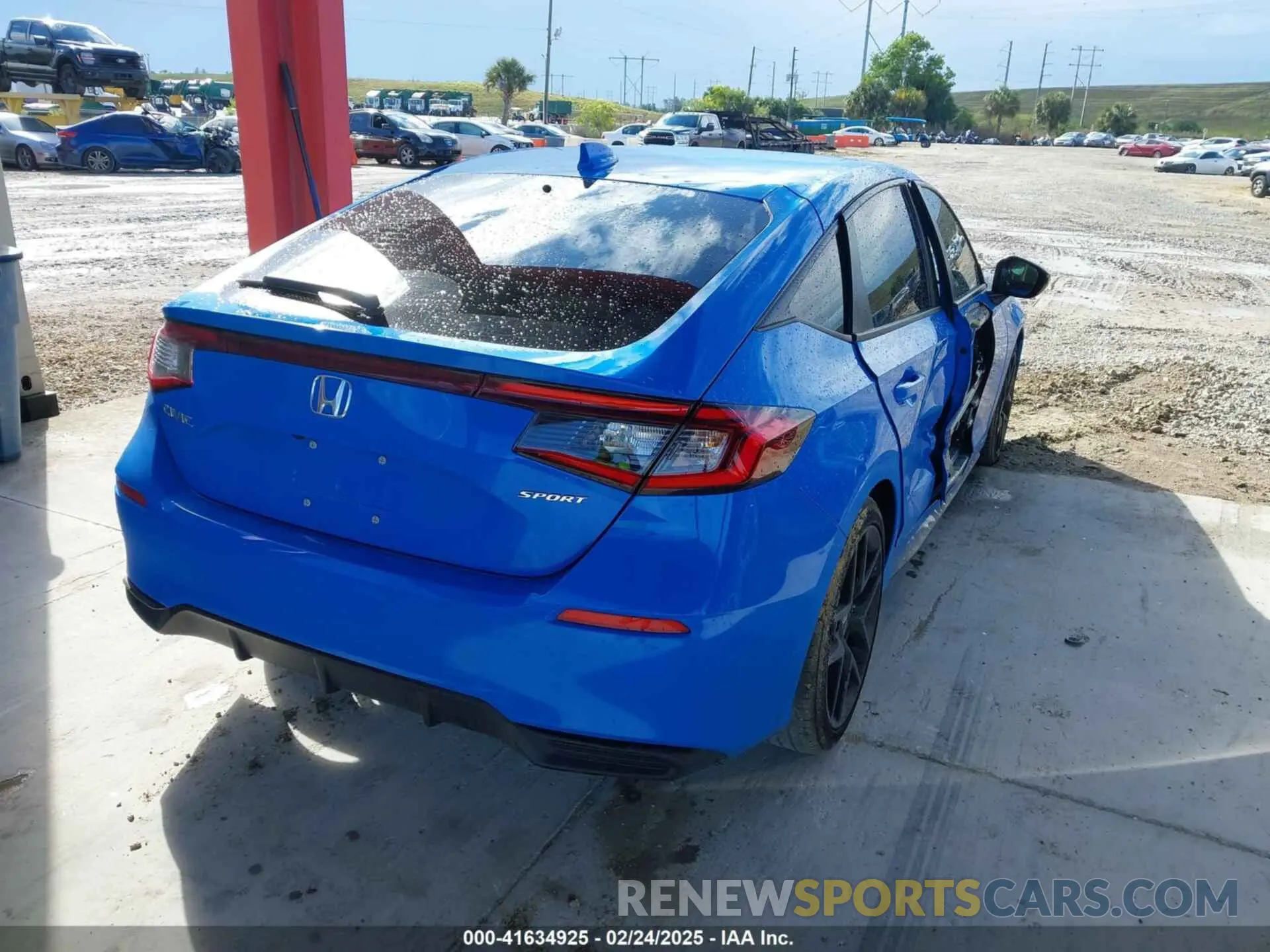 4 fotografías del automóvil dañado 19XFL2H87RE042211 HONDA CIVIC 2024