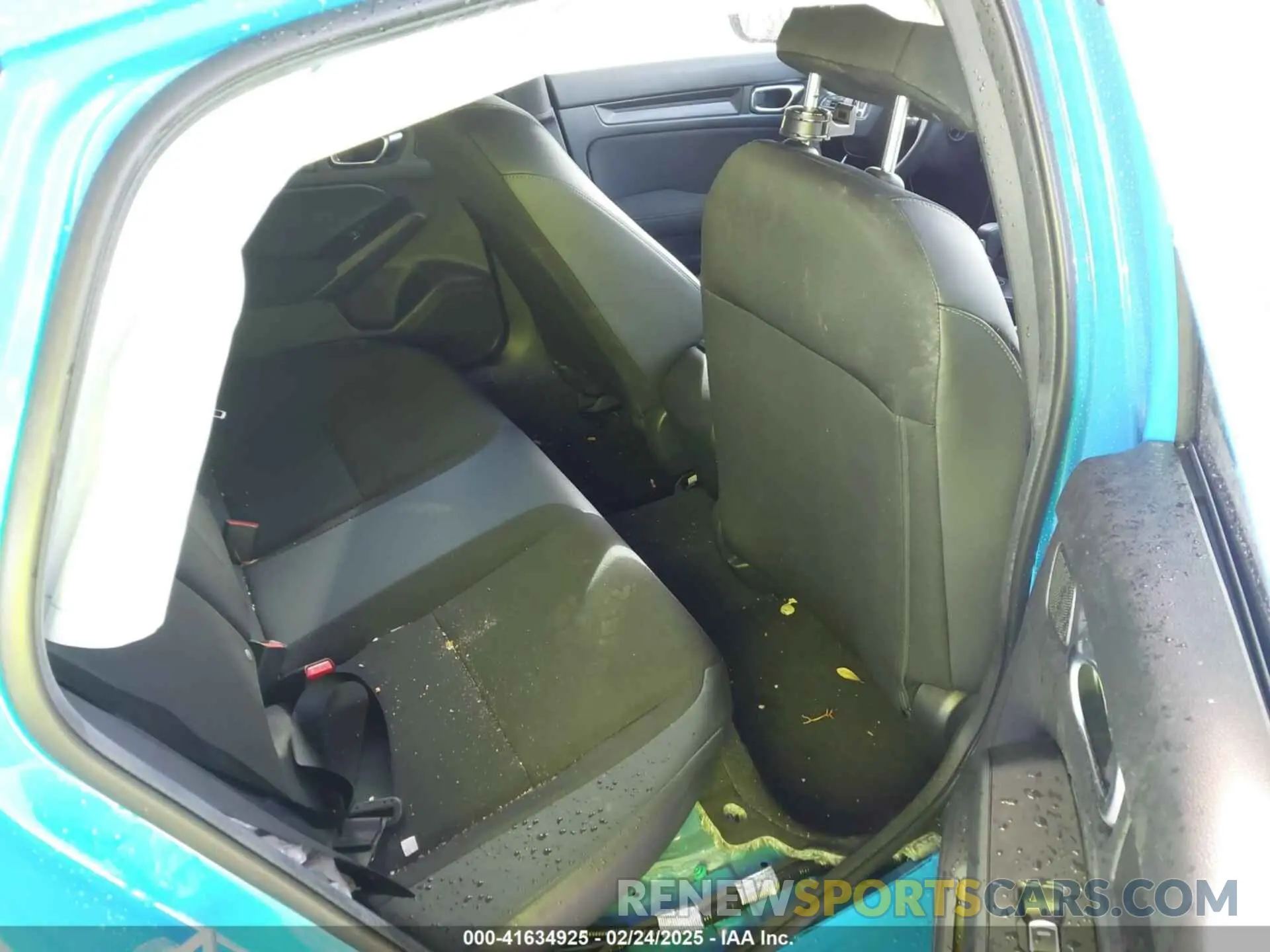 8 fotografías del automóvil dañado 19XFL2H87RE042211 HONDA CIVIC 2024