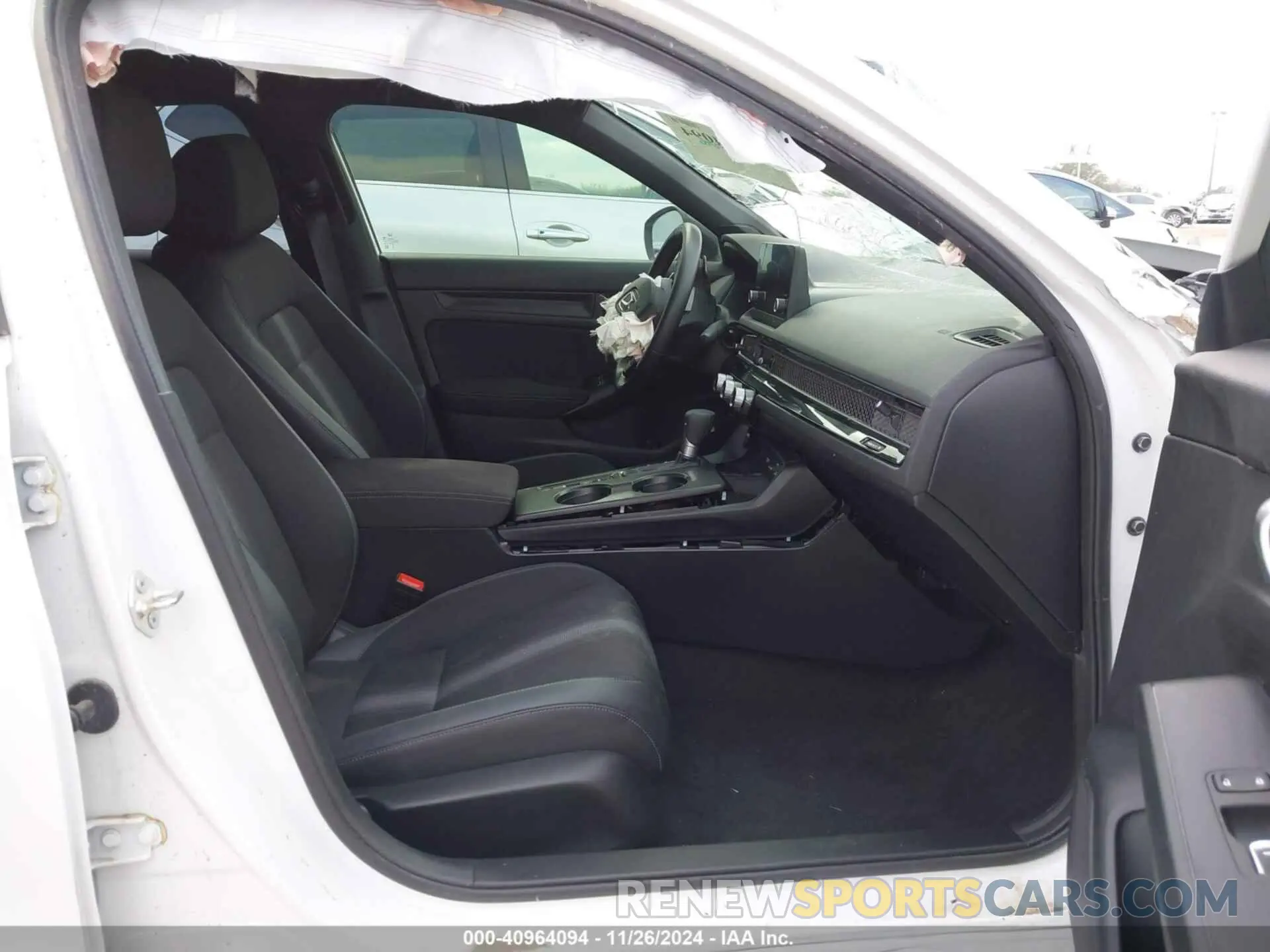 5 fotografías del automóvil dañado 19XFL2H88RE021853 HONDA CIVIC 2024