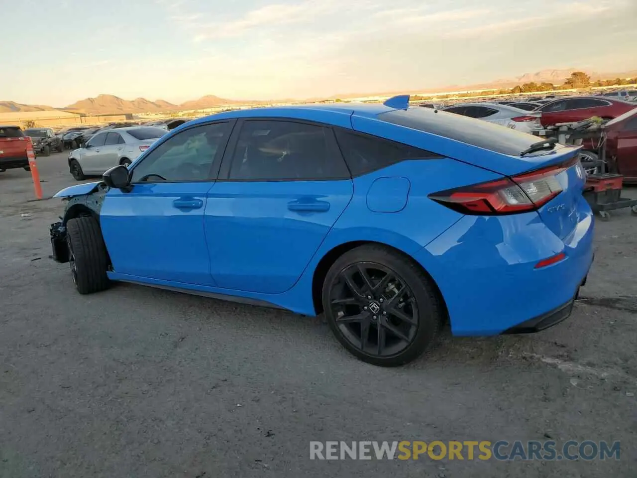 2 fotografías del automóvil dañado 19XFL2H88RE022128 HONDA CIVIC 2024