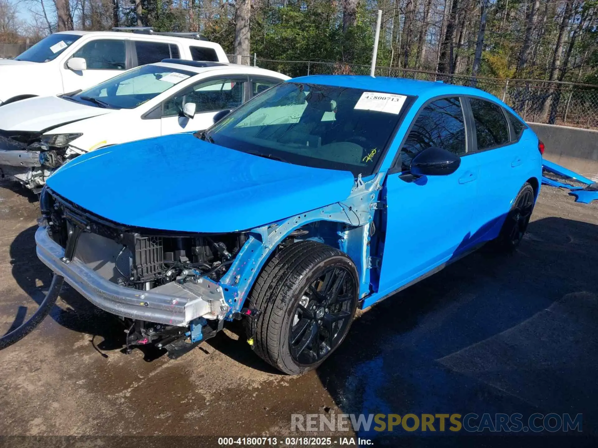 2 fotografías del automóvil dañado 19XFL2H89RE042016 HONDA CIVIC 2024