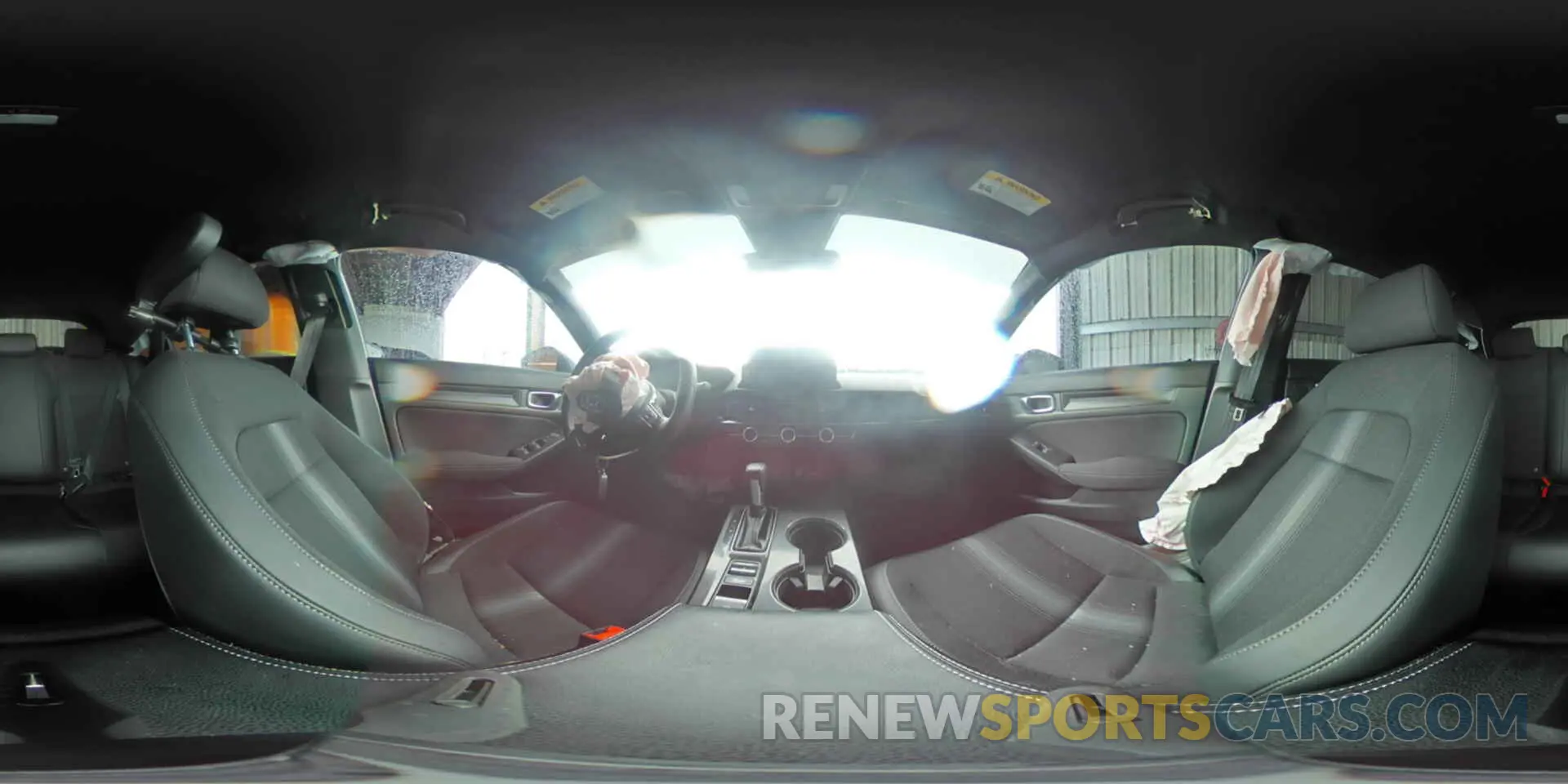 13 fotografías del automóvil dañado 19XFL2H8XRE029386 HONDA CIVIC 2024