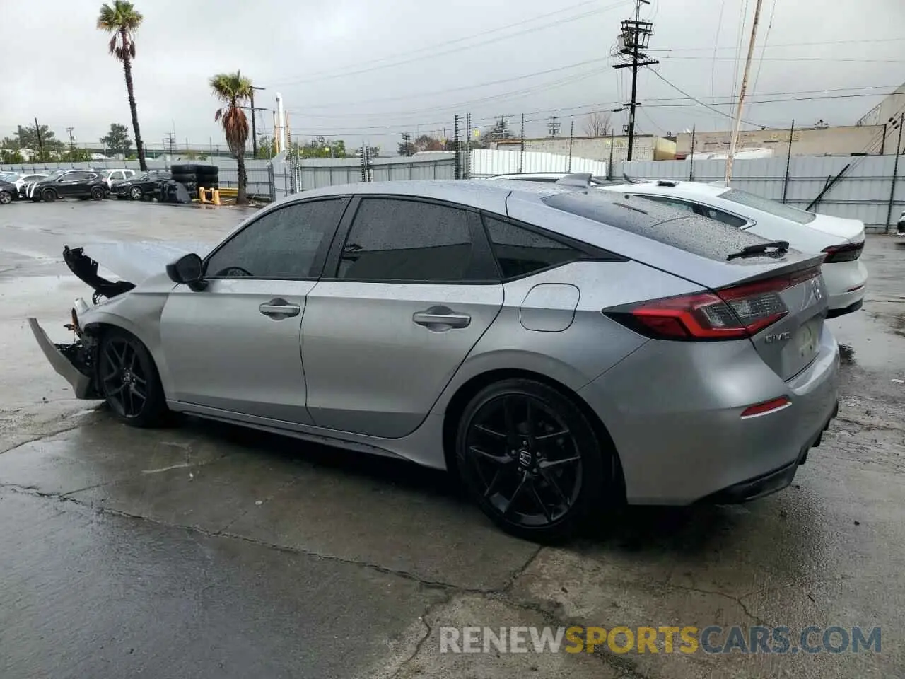 2 fotografías del automóvil dañado 19XFL2H8XRE029386 HONDA CIVIC 2024