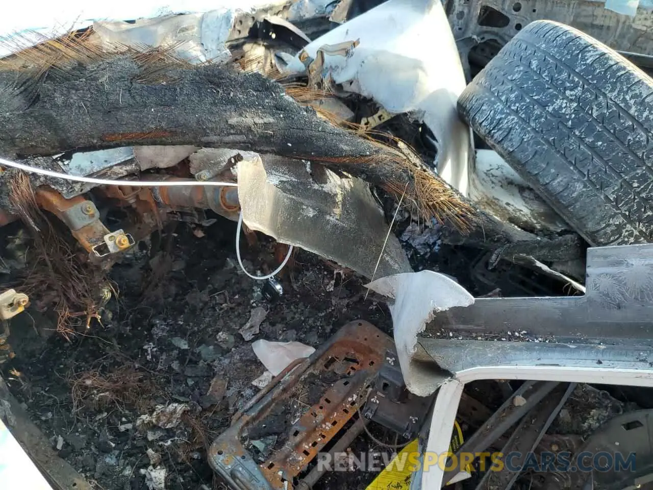 8 fotografías del automóvil dañado 2HGFE1E56RH472283 HONDA CIVIC 2024