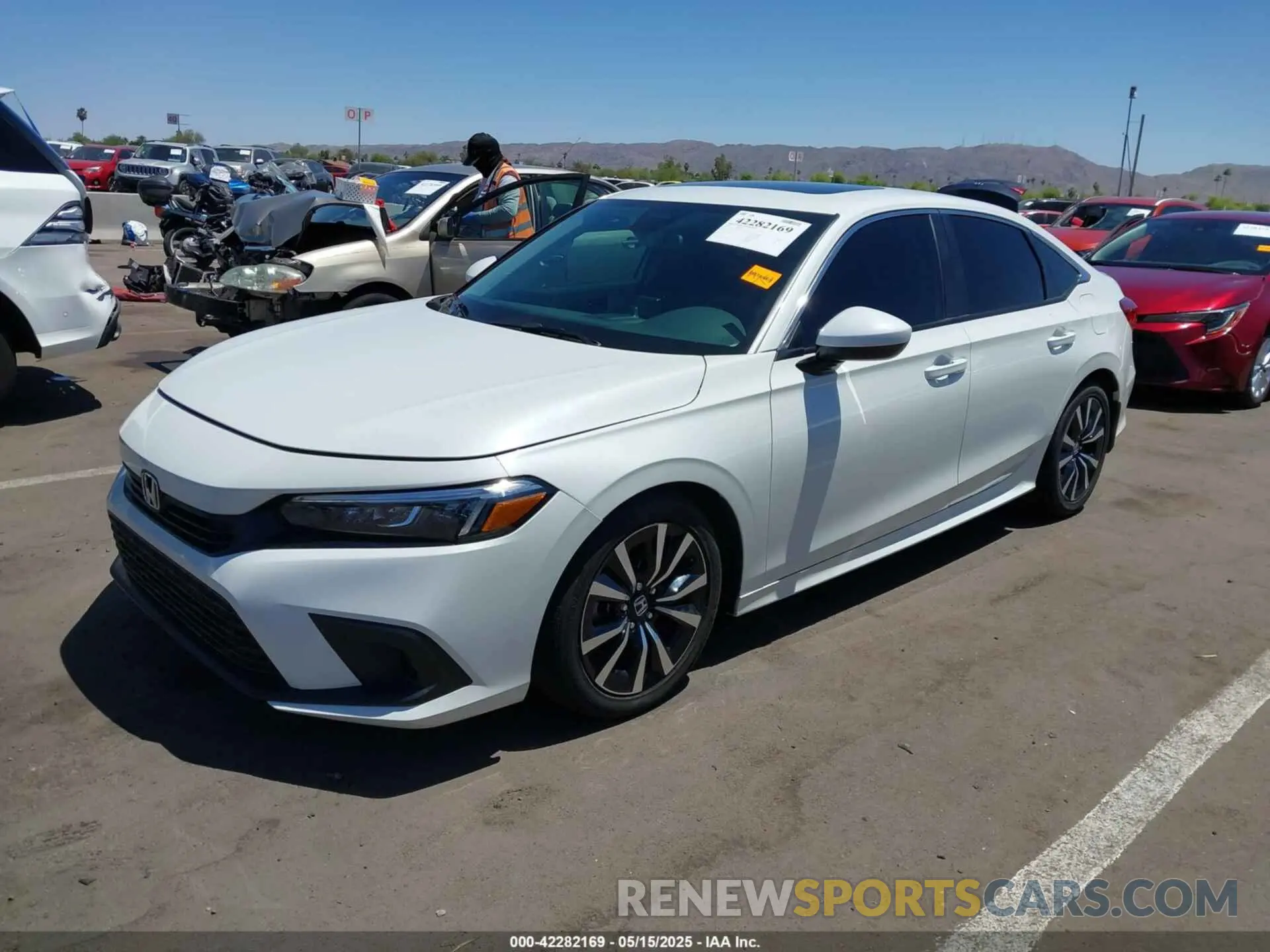 2 fotografías del automóvil dañado 2HGFE1F70RH320192 HONDA CIVIC 2024