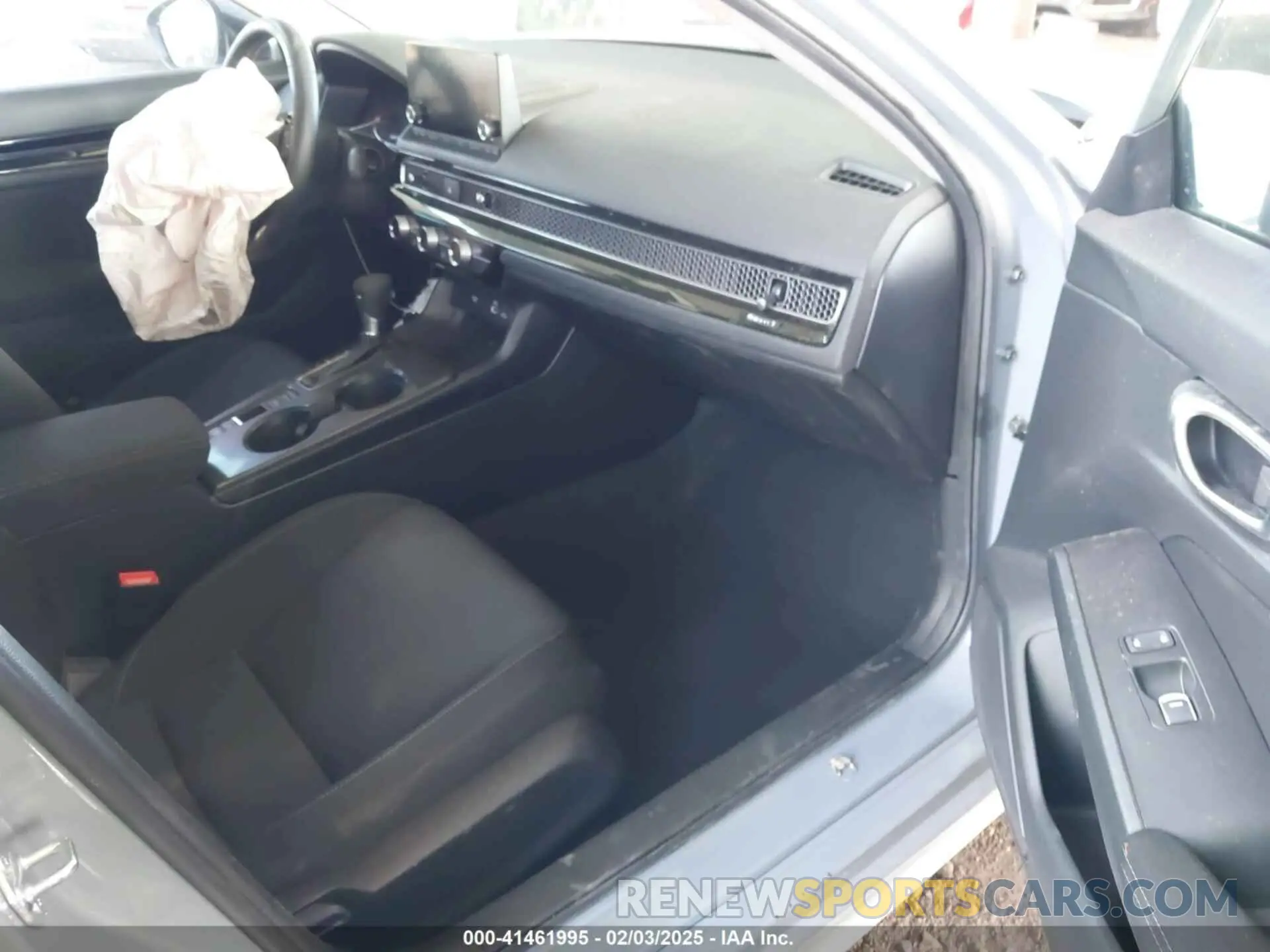 5 fotografías del automóvil dañado 2HGFE1F71RH311677 HONDA CIVIC 2024