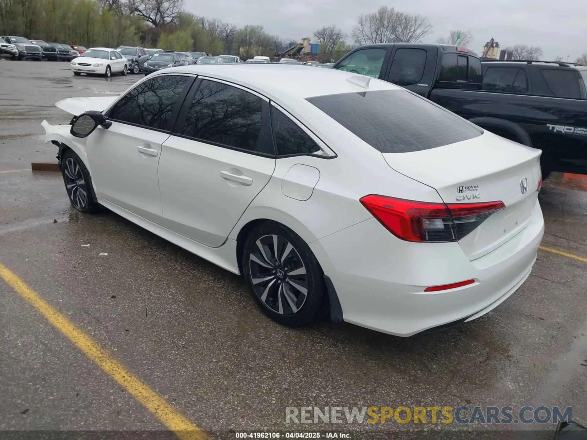 3 fotografías del automóvil dañado 2HGFE1F72RH316113 HONDA CIVIC 2024