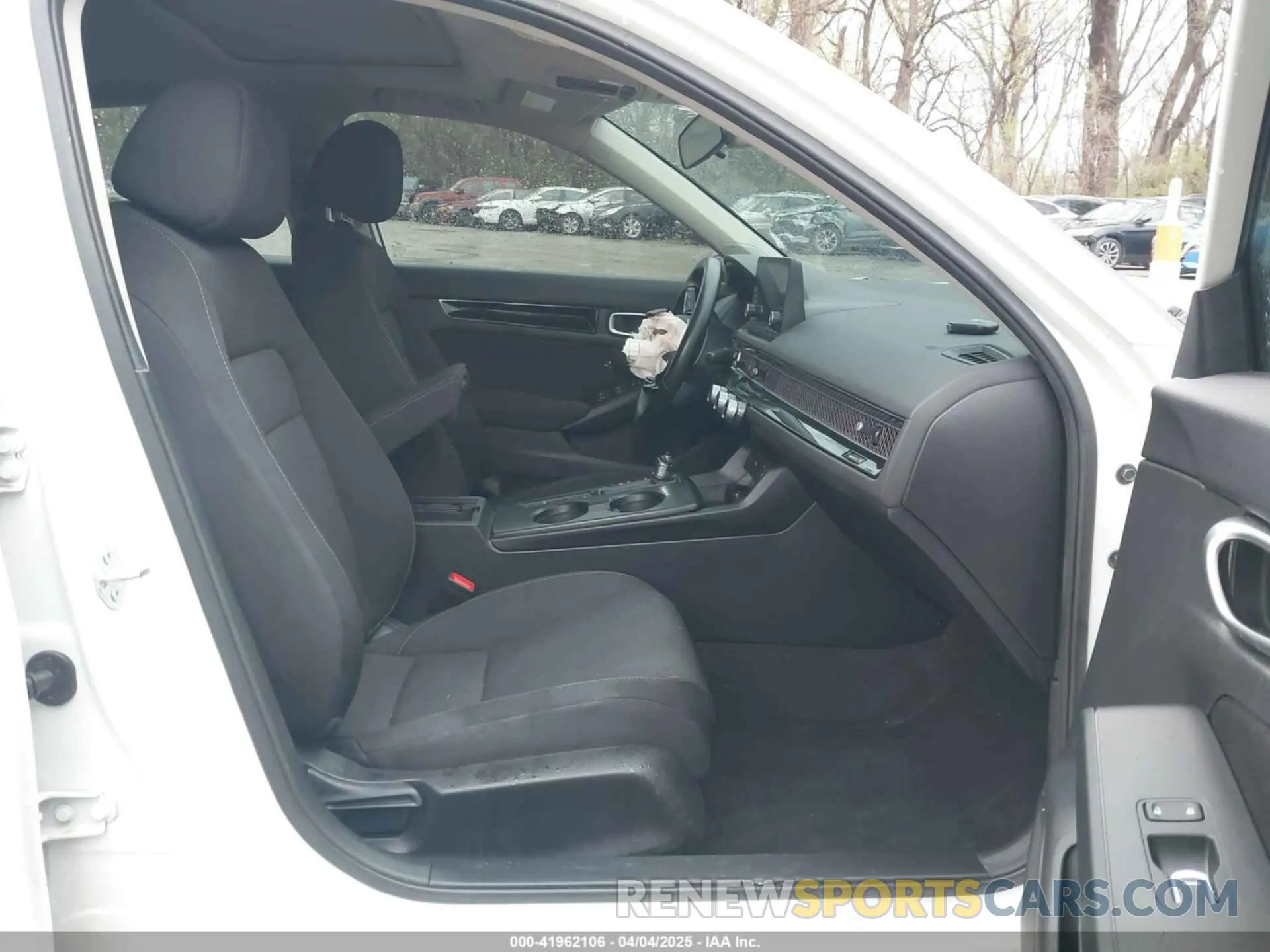 5 fotografías del automóvil dañado 2HGFE1F72RH316113 HONDA CIVIC 2024