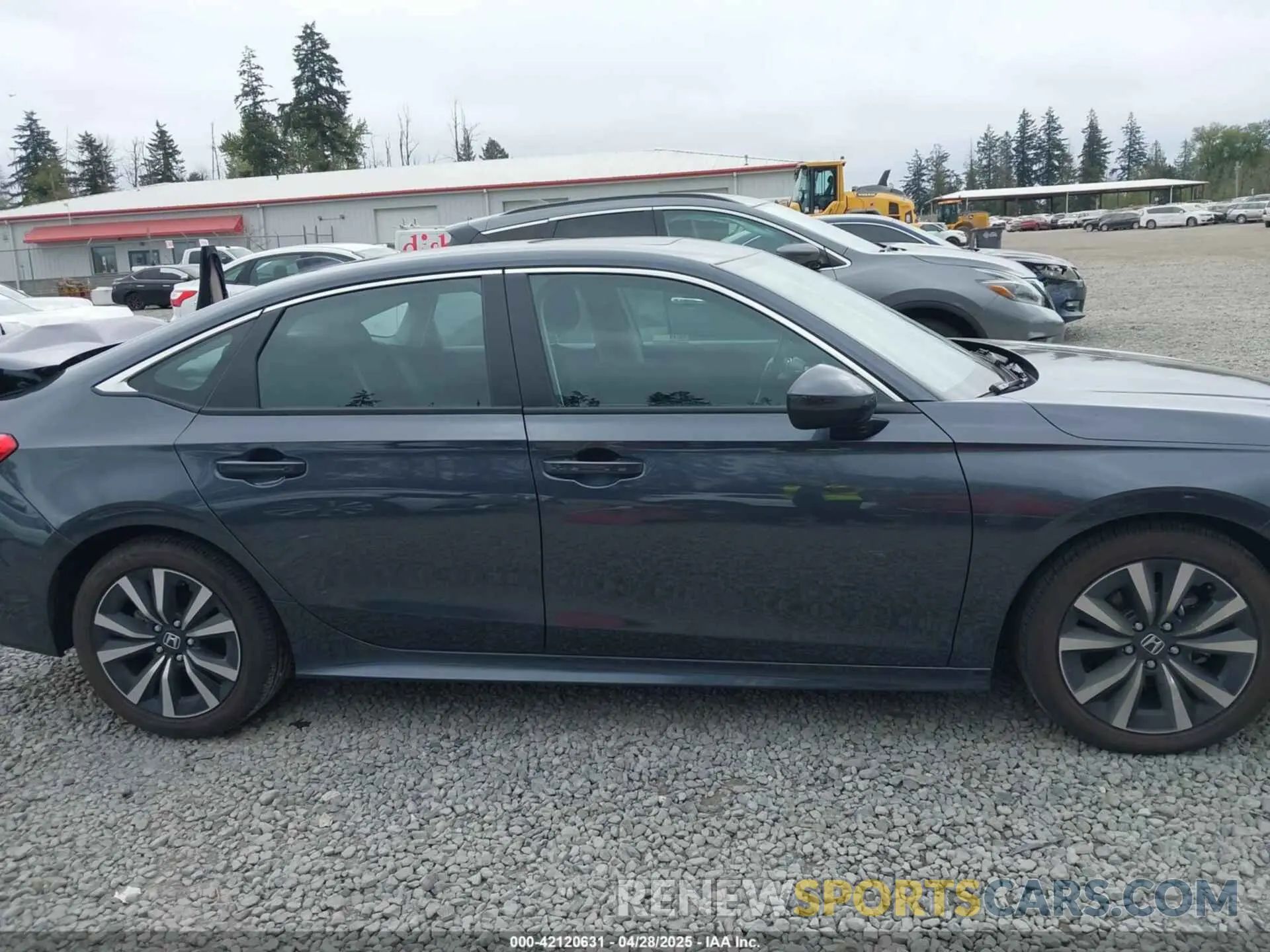 13 fotografías del automóvil dañado 2HGFE1F73RH315892 HONDA CIVIC 2024