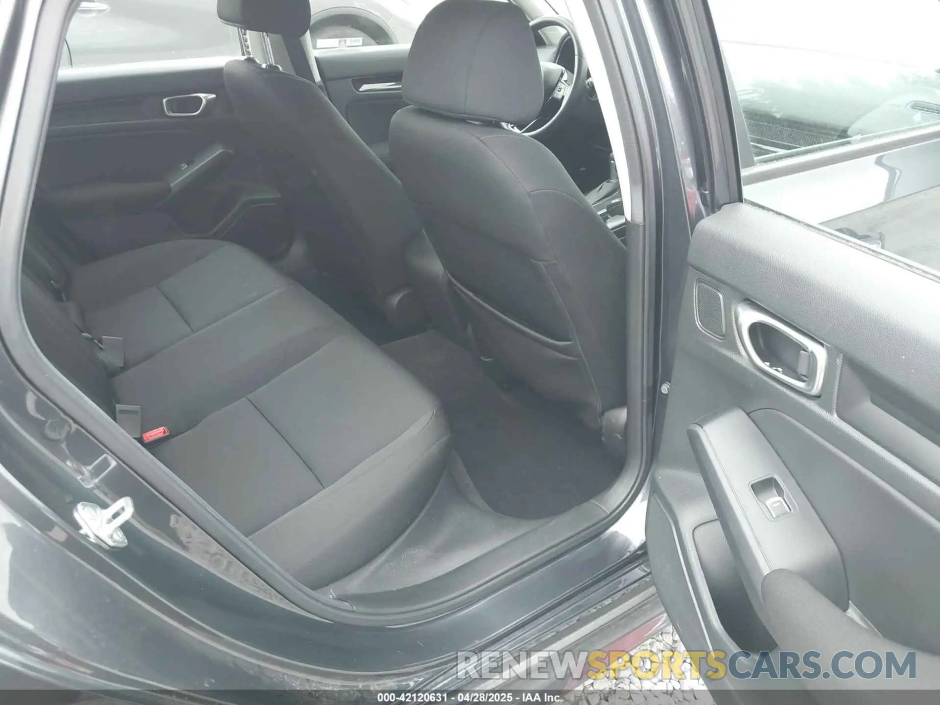 8 fotografías del automóvil dañado 2HGFE1F73RH315892 HONDA CIVIC 2024