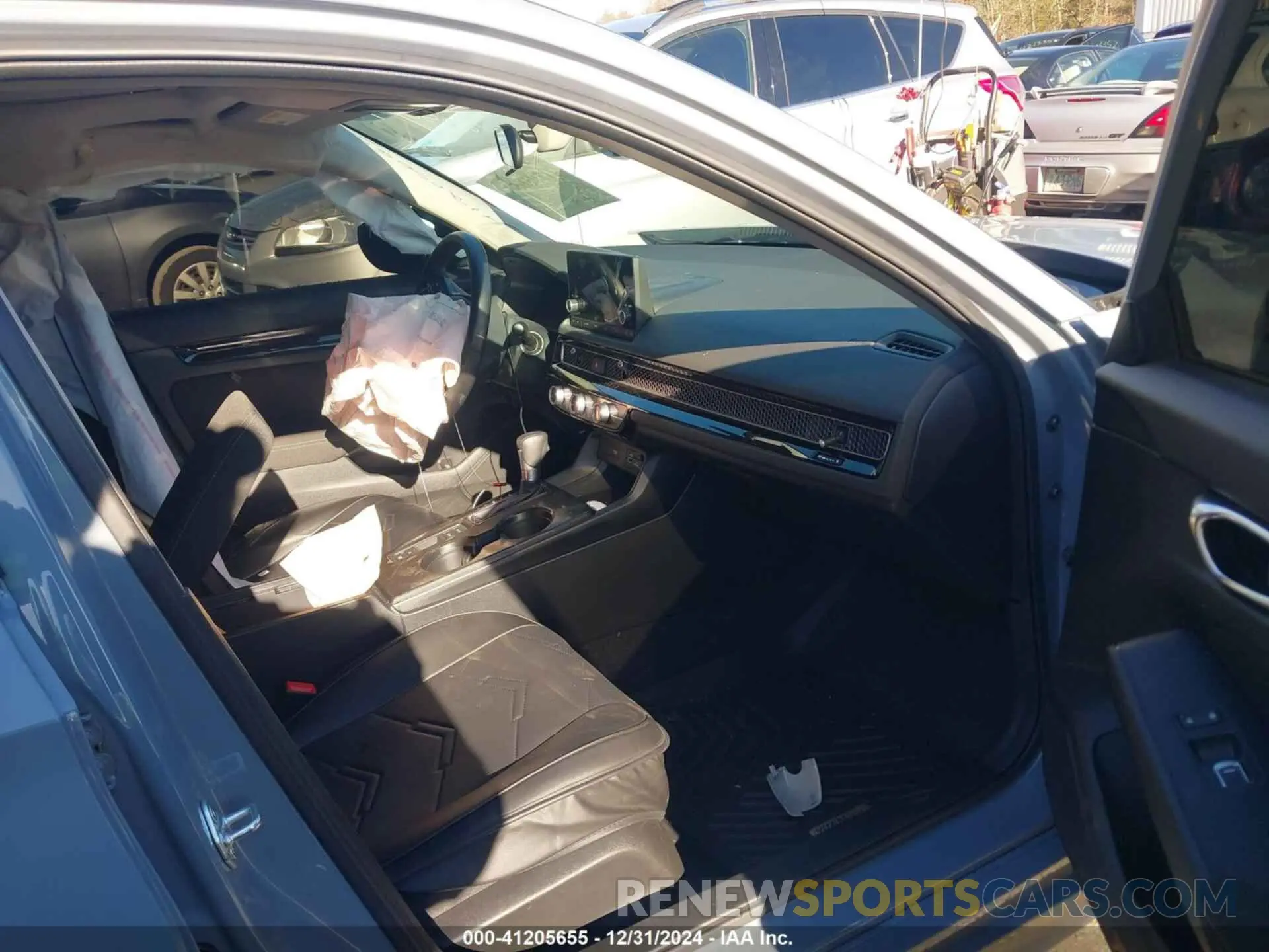 5 fotografías del automóvil dañado 2HGFE1F73RH337634 HONDA CIVIC 2024
