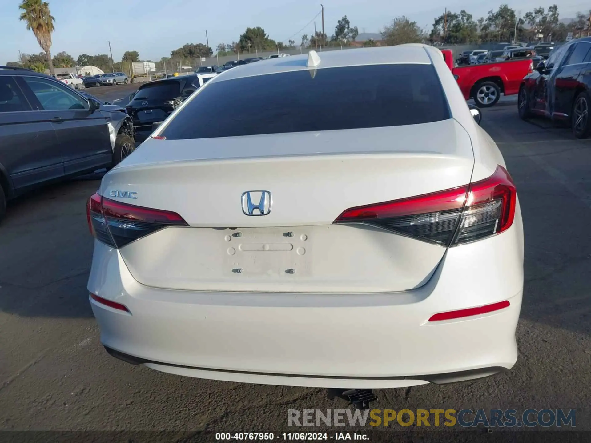 17 fotografías del automóvil dañado 2HGFE1F75RH330779 HONDA CIVIC 2024