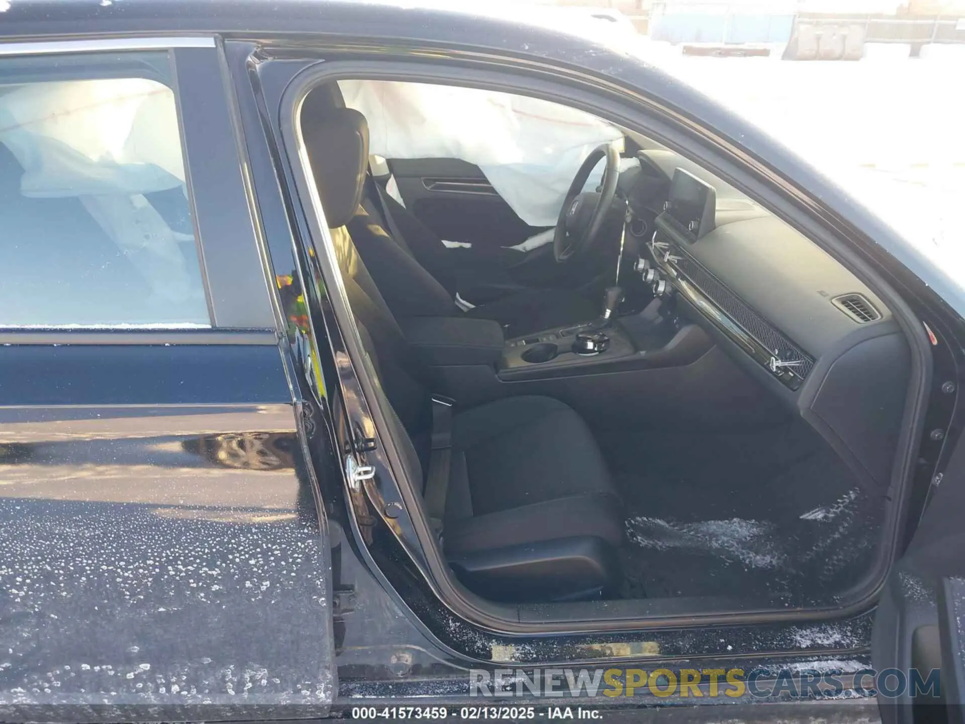 5 fotografías del automóvil dañado 2HGFE1F76RH312680 HONDA CIVIC 2024
