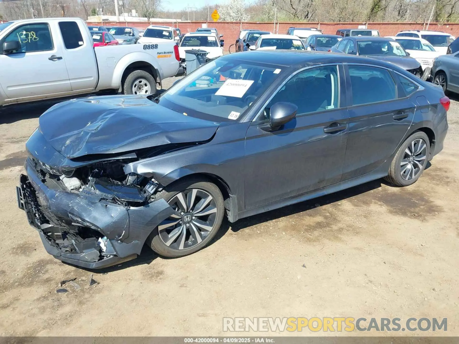 2 fotografías del automóvil dañado 2HGFE1F76RH314980 HONDA CIVIC 2024