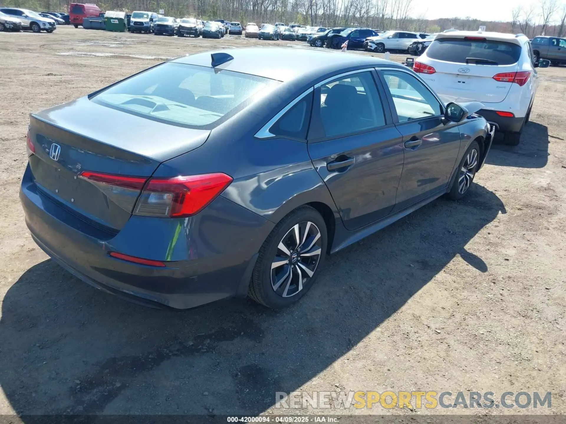 4 fotografías del automóvil dañado 2HGFE1F76RH314980 HONDA CIVIC 2024