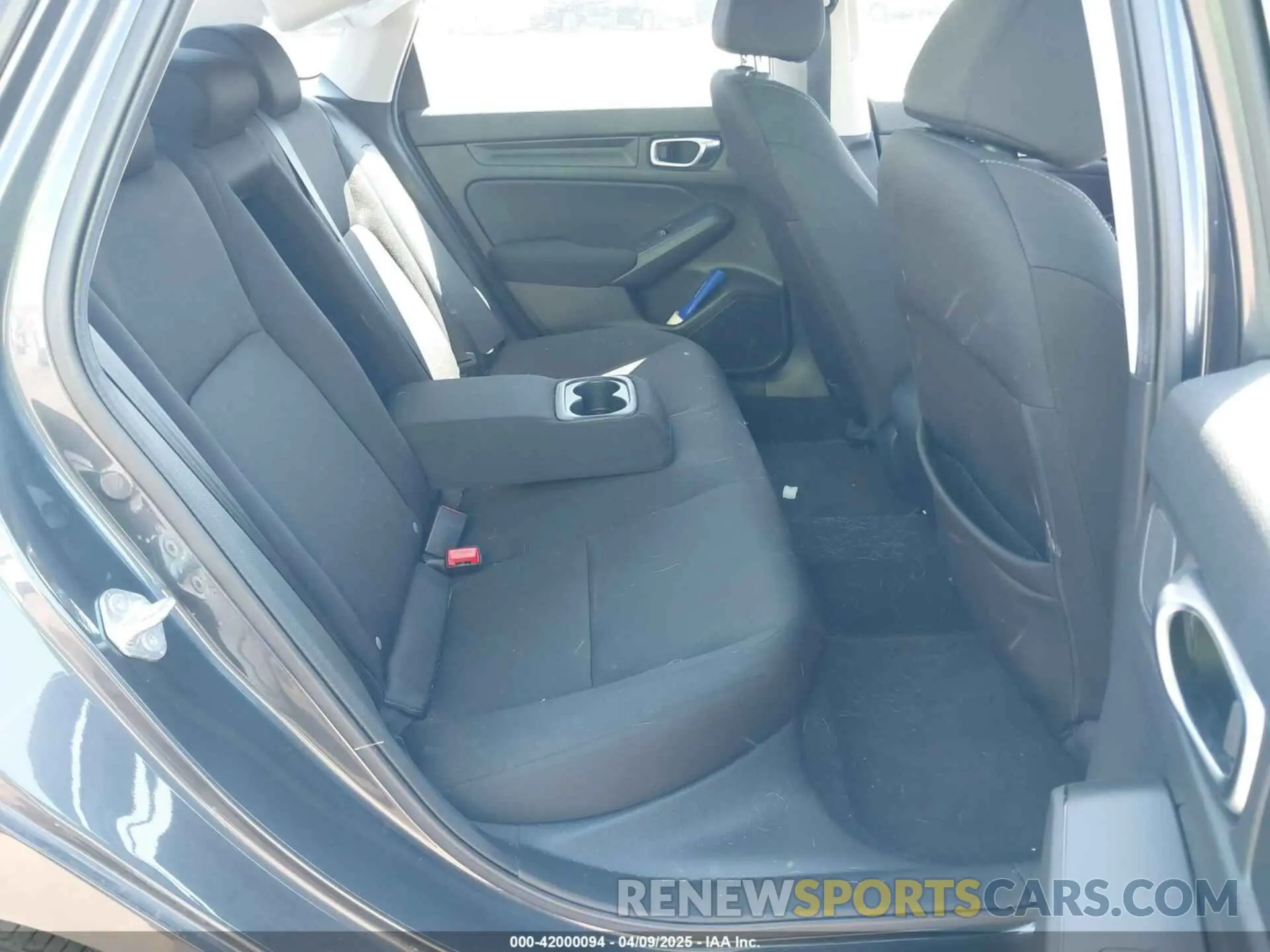 8 fotografías del automóvil dañado 2HGFE1F76RH314980 HONDA CIVIC 2024