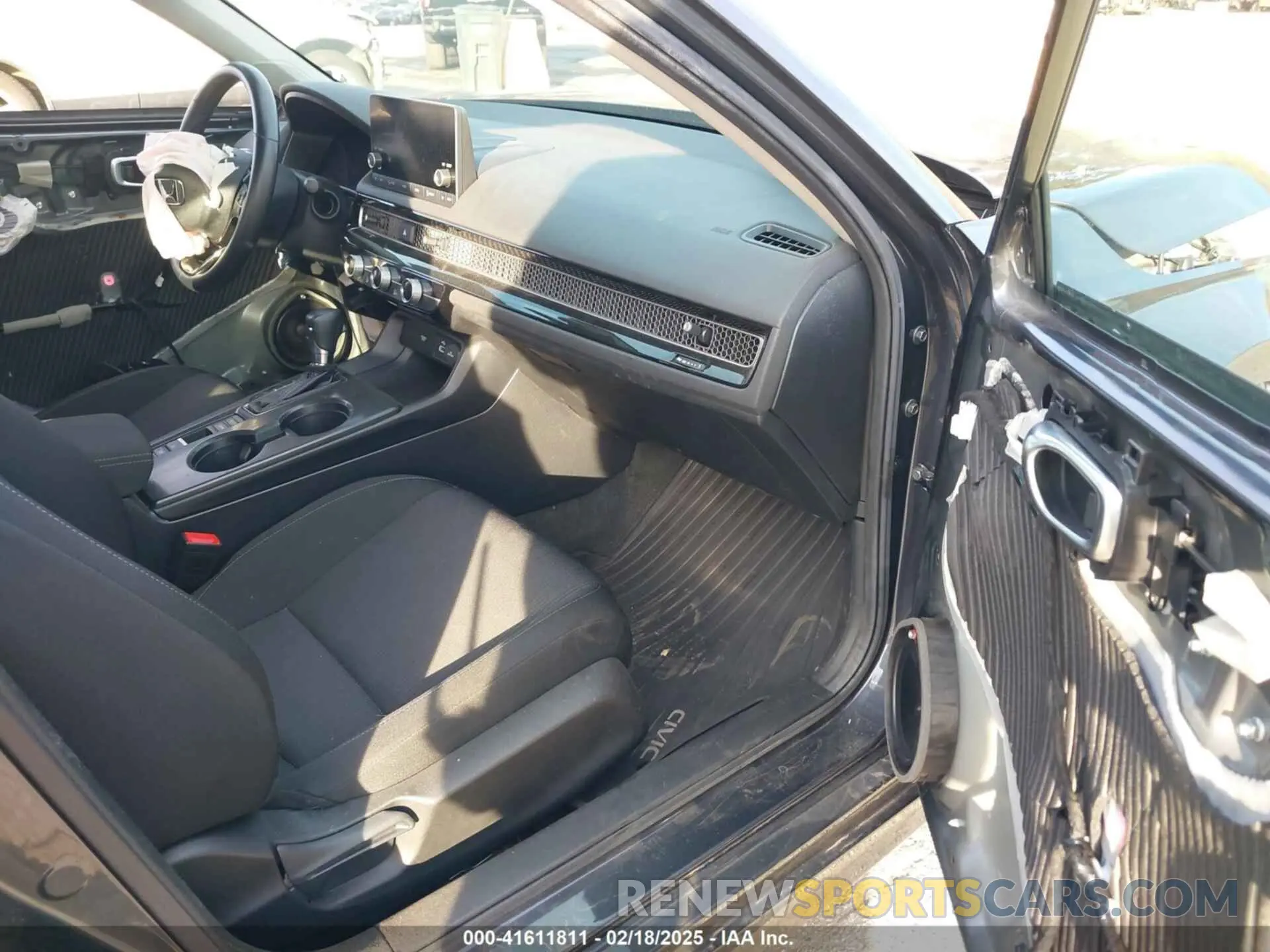 5 fotografías del automóvil dañado 2HGFE1F77RH313871 HONDA CIVIC 2024