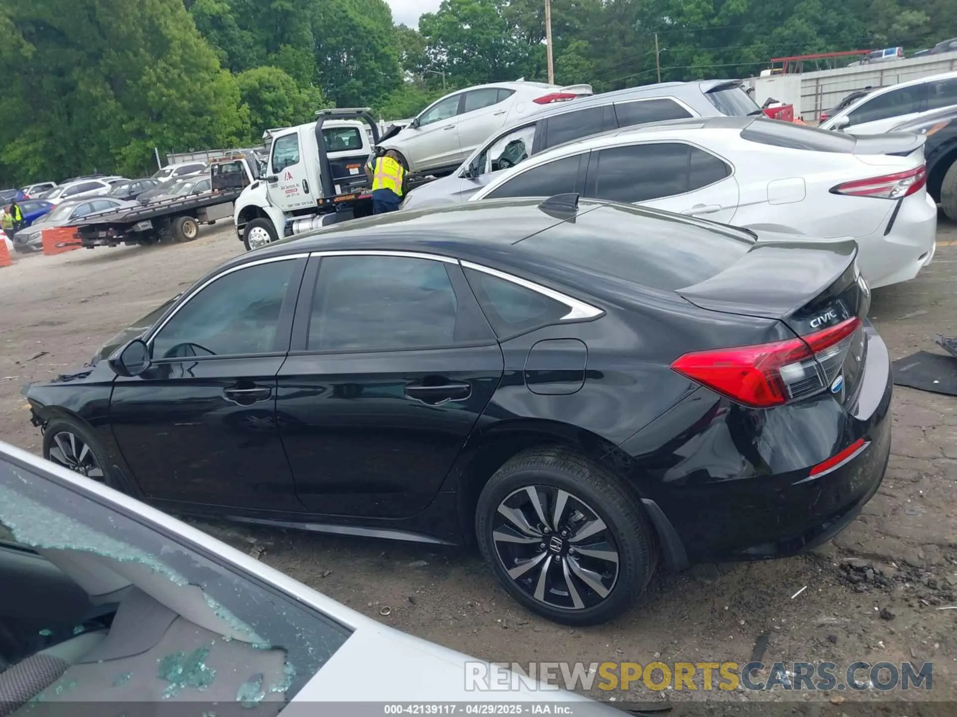 13 fotografías del automóvil dañado 2HGFE1F77RH338897 HONDA CIVIC 2024