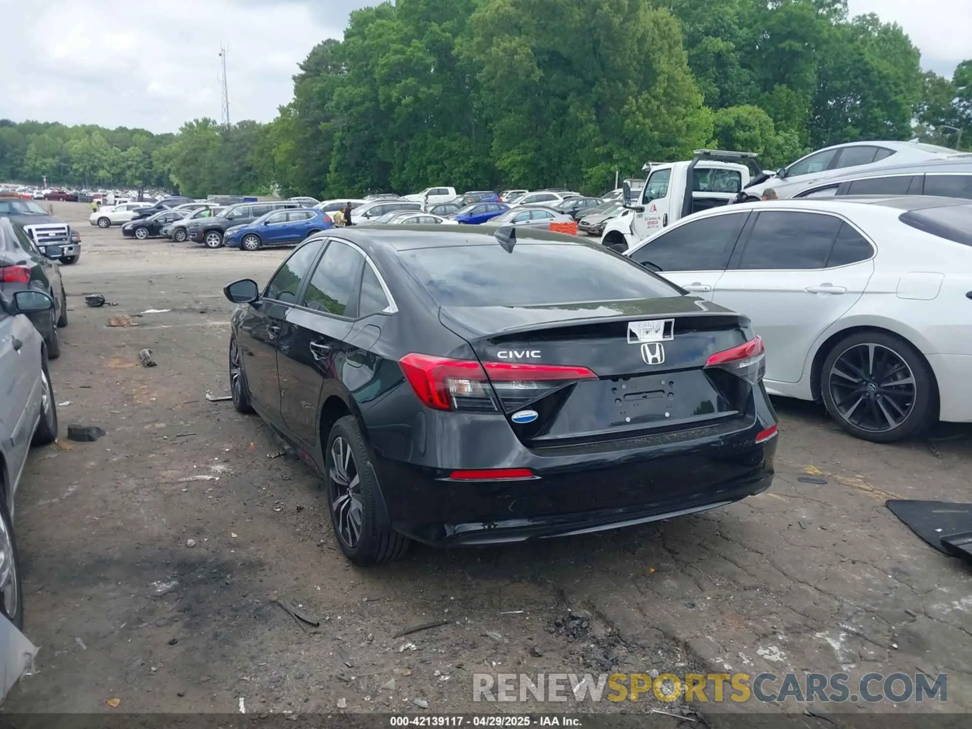 3 fotografías del automóvil dañado 2HGFE1F77RH338897 HONDA CIVIC 2024