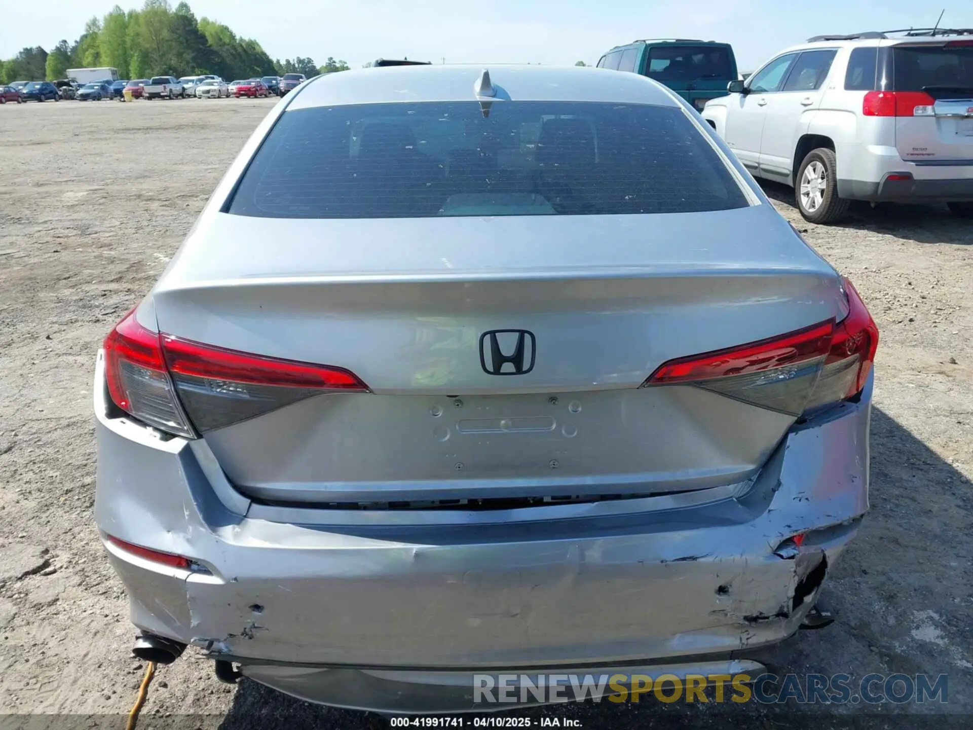 16 fotografías del automóvil dañado 2HGFE1F78RH325172 HONDA CIVIC 2024
