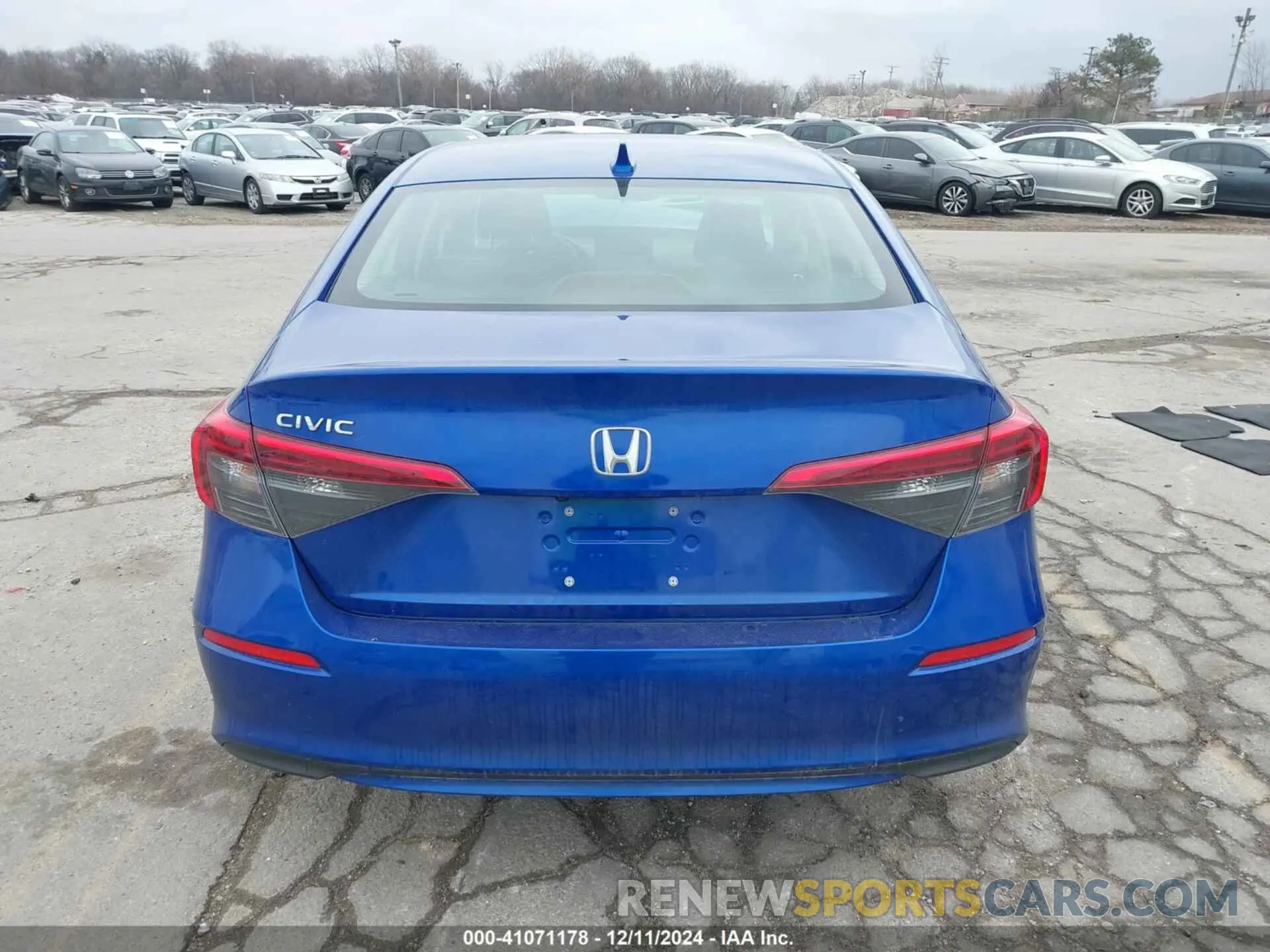 16 fotografías del automóvil dañado 2HGFE1F78RH338584 HONDA CIVIC 2024