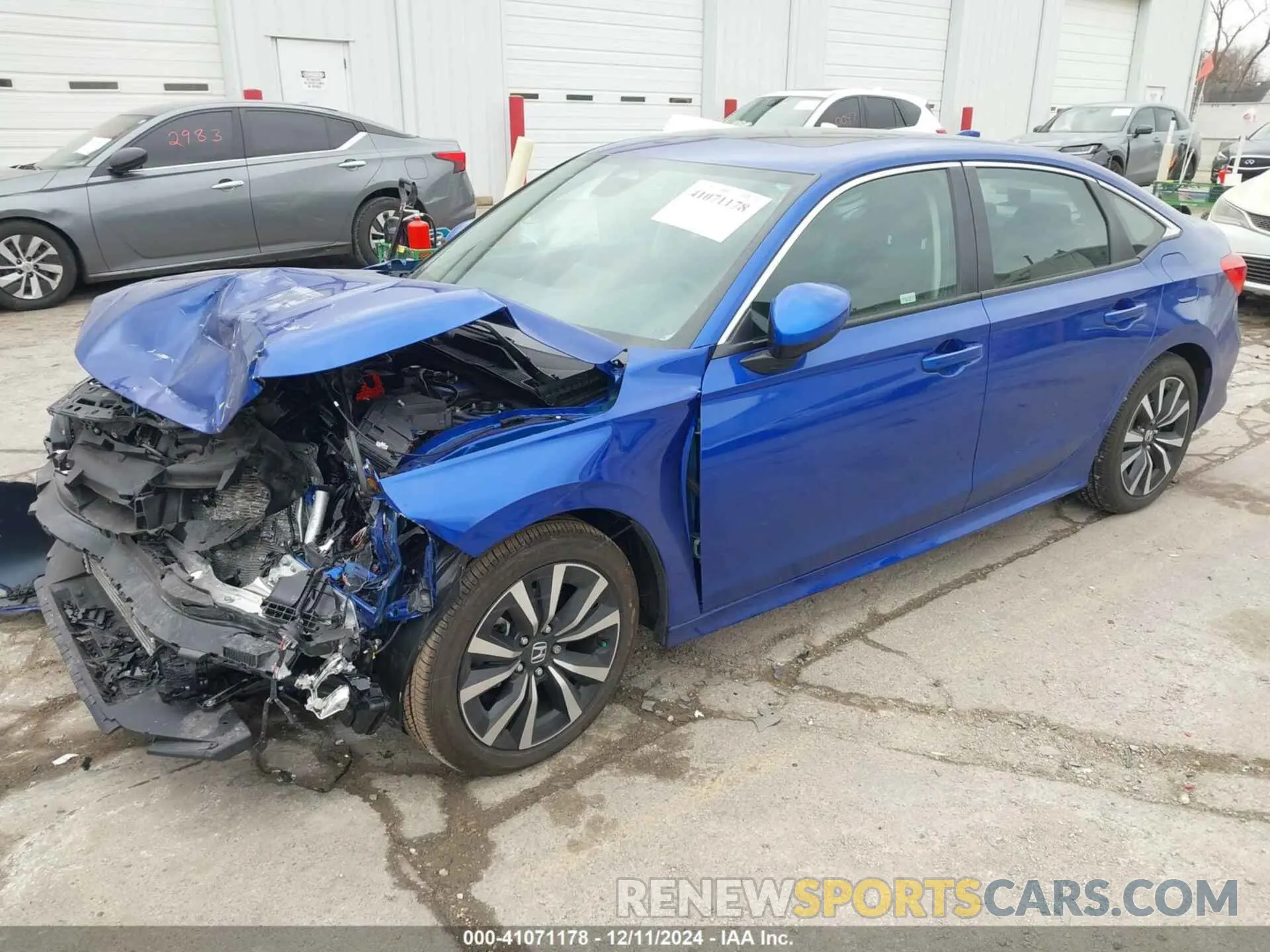 2 fotografías del automóvil dañado 2HGFE1F78RH338584 HONDA CIVIC 2024
