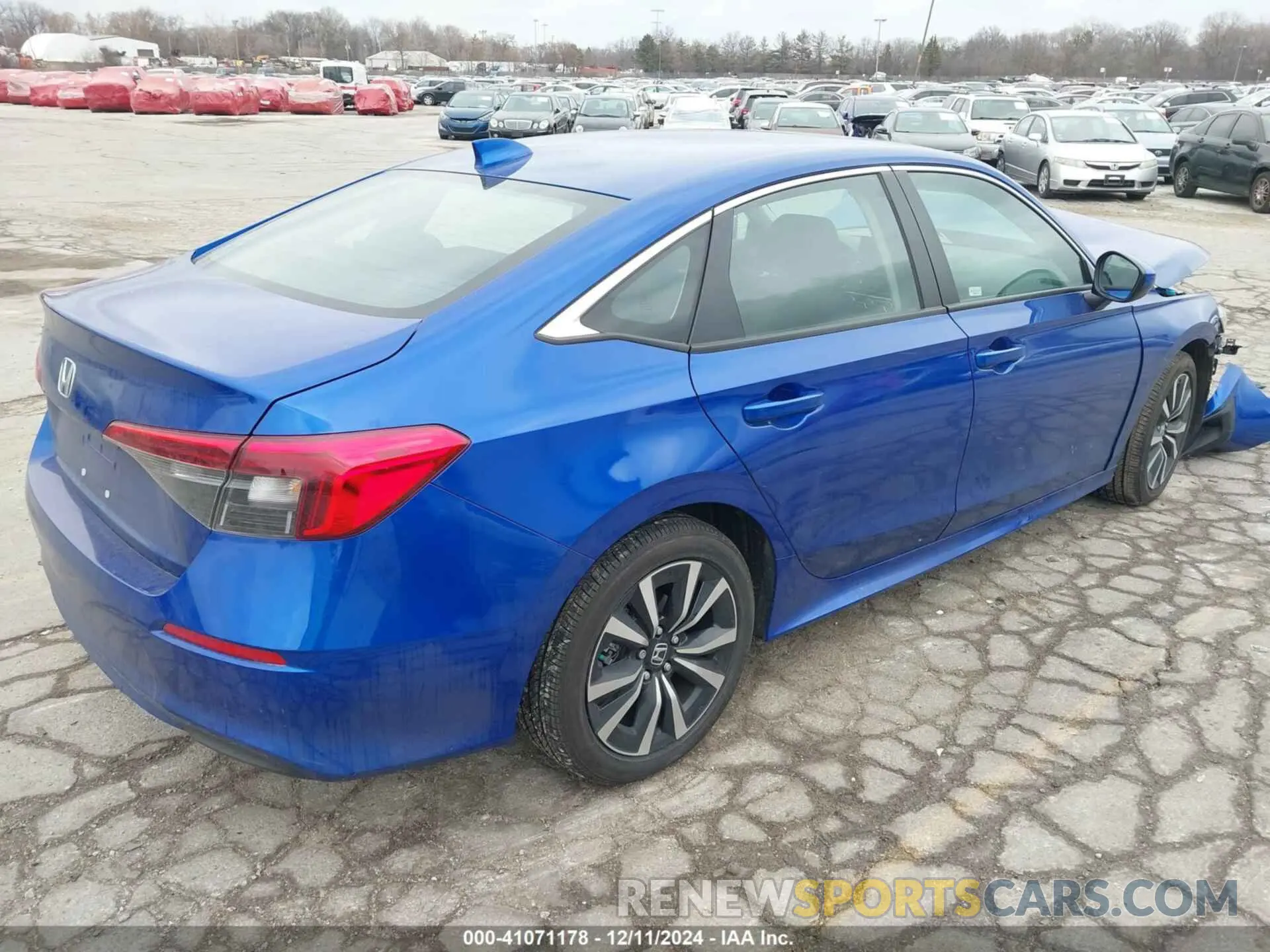 4 fotografías del automóvil dañado 2HGFE1F78RH338584 HONDA CIVIC 2024