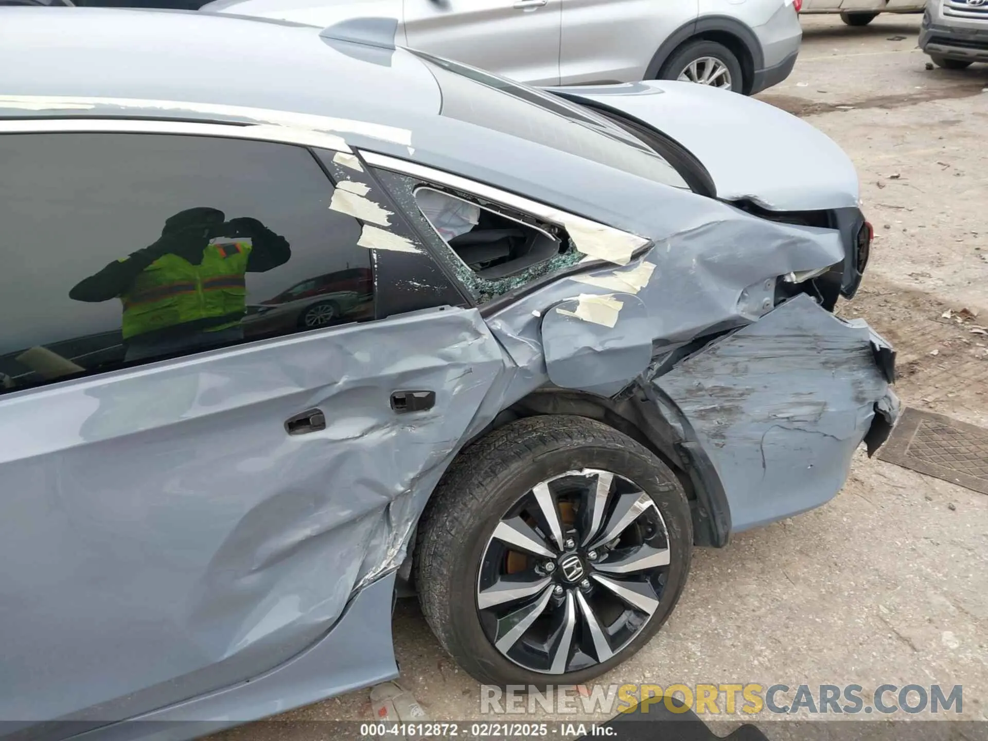 6 fotografías del automóvil dañado 2HGFE1F7XRH319650 HONDA CIVIC 2024