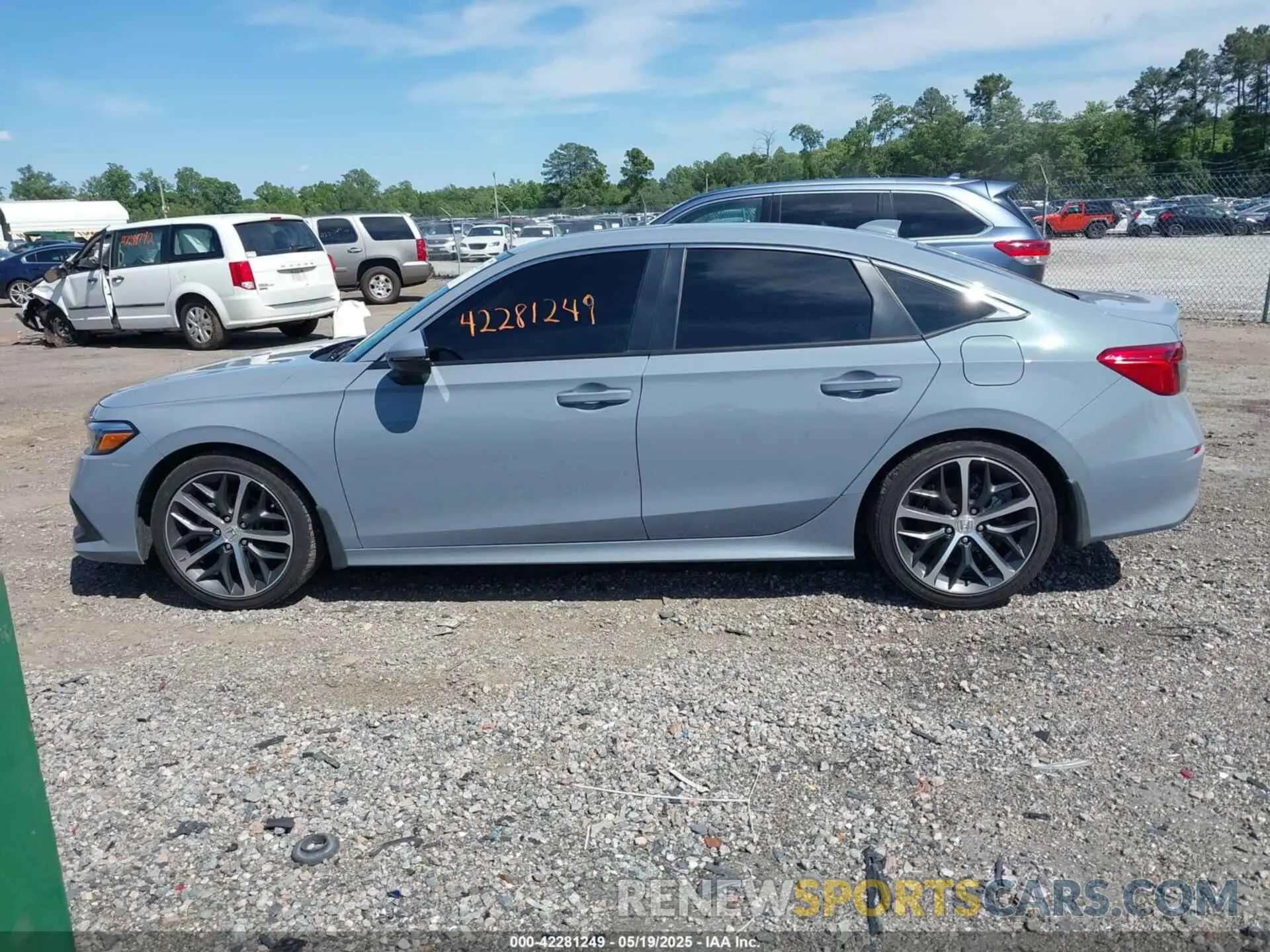 14 fotografías del automóvil dañado 2HGFE1F90RH323188 HONDA CIVIC 2024