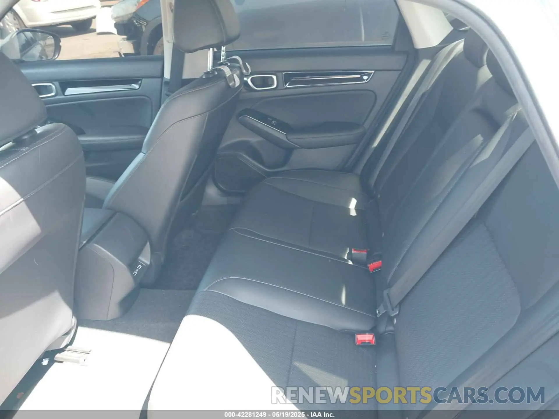 8 fotografías del automóvil dañado 2HGFE1F90RH323188 HONDA CIVIC 2024