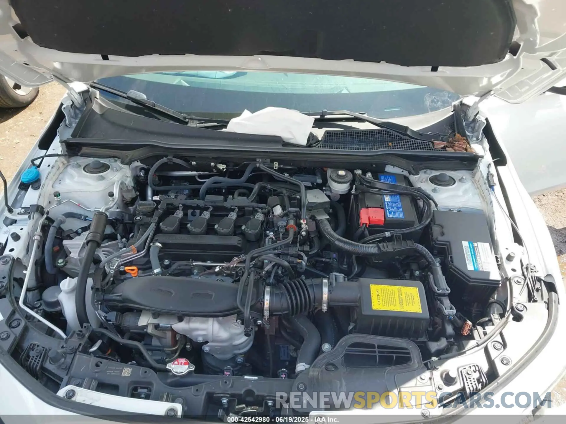 10 fotografías del automóvil dañado 2HGFE1F90RH324471 HONDA CIVIC 2024