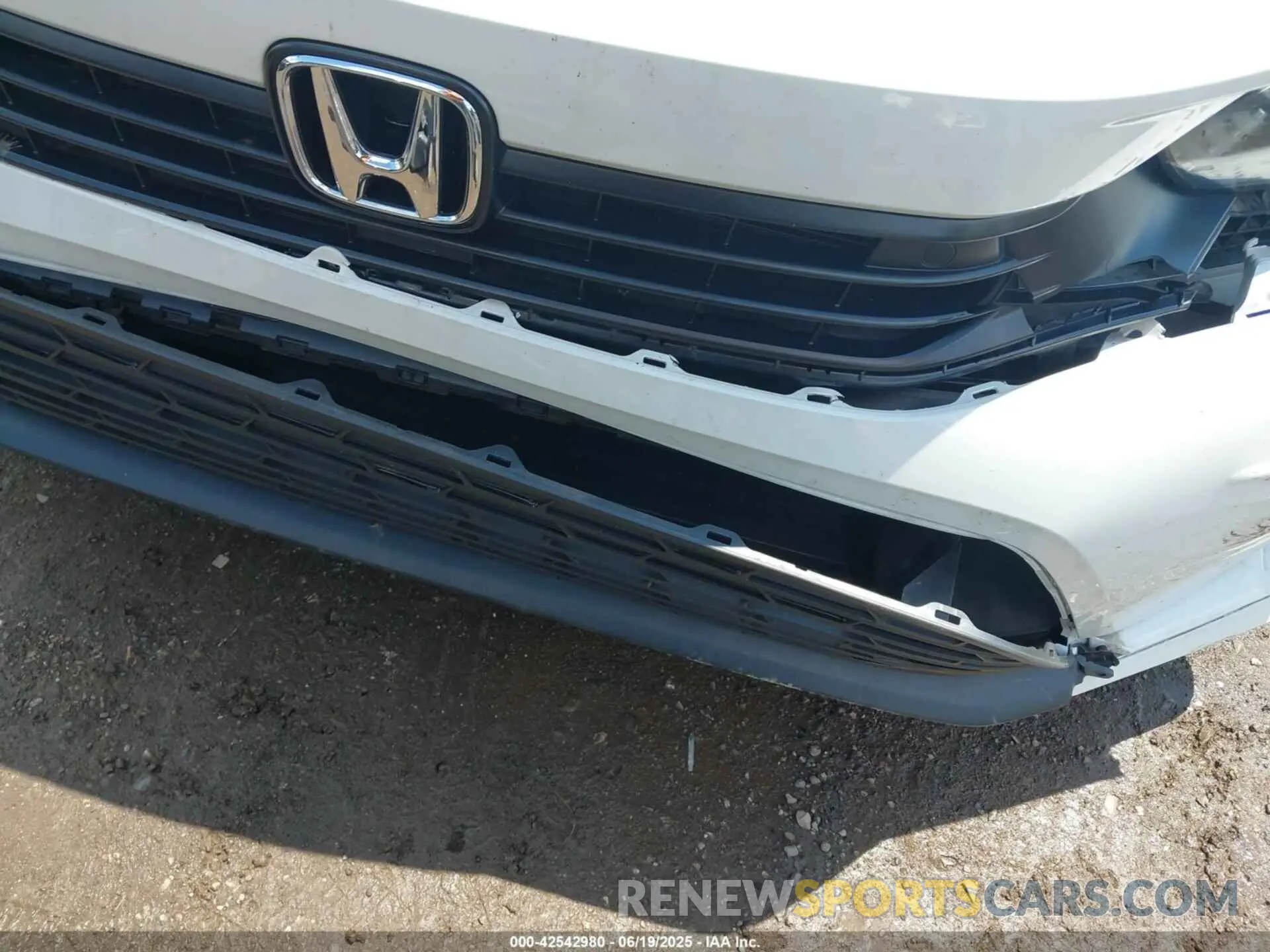 12 fotografías del automóvil dañado 2HGFE1F90RH324471 HONDA CIVIC 2024