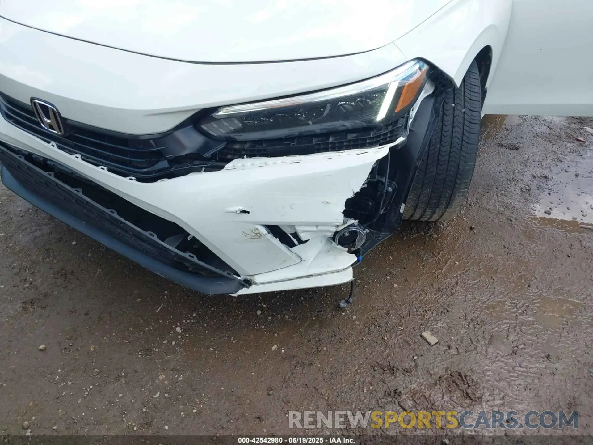 21 fotografías del automóvil dañado 2HGFE1F90RH324471 HONDA CIVIC 2024