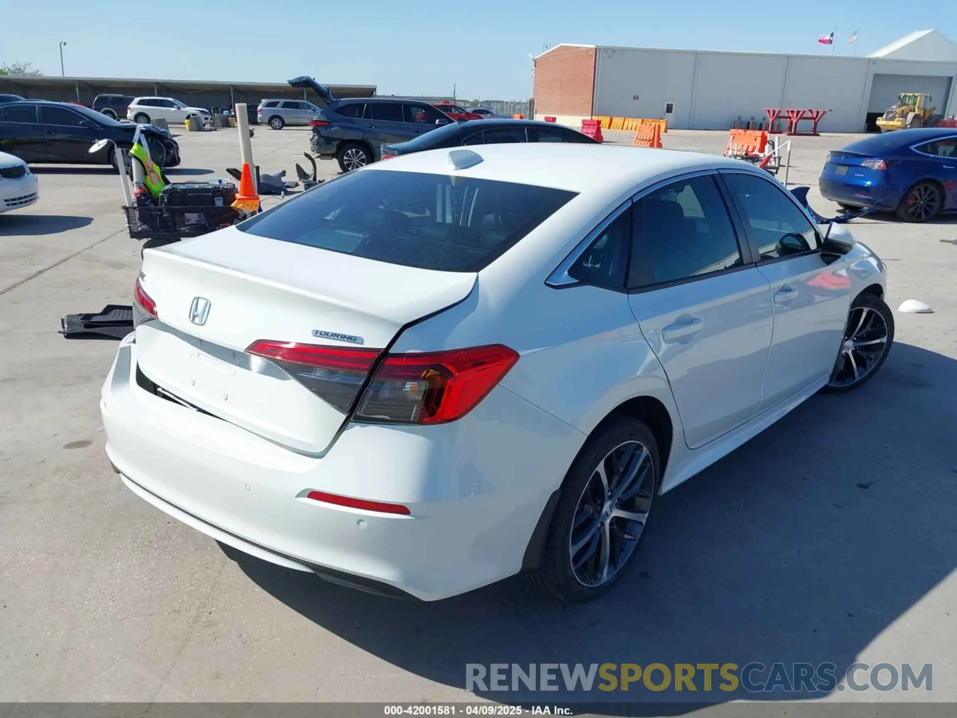 4 fotografías del automóvil dañado 2HGFE1F92RH307980 HONDA CIVIC 2024