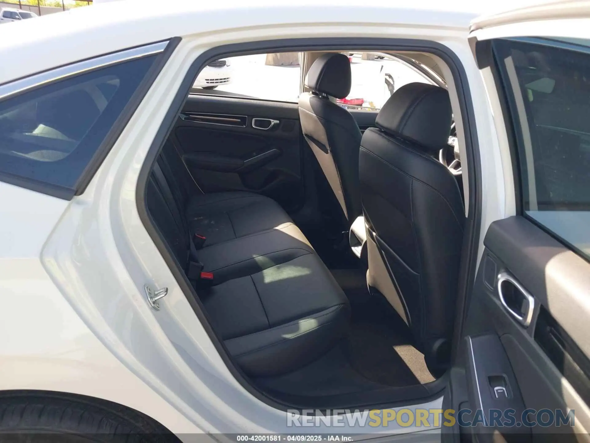 8 fotografías del automóvil dañado 2HGFE1F92RH307980 HONDA CIVIC 2024