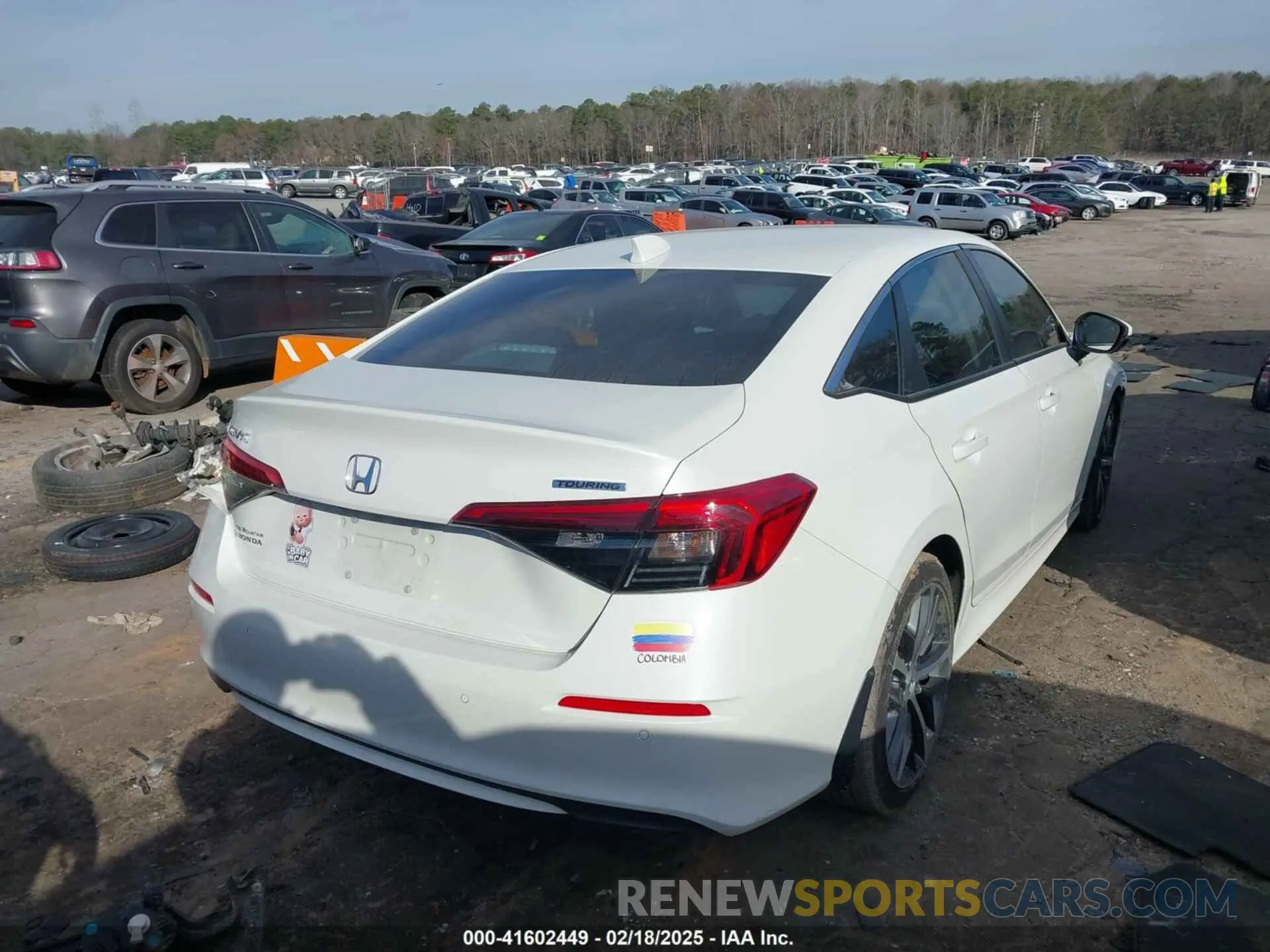 4 fotografías del automóvil dañado 2HGFE1F93RH328739 HONDA CIVIC 2024