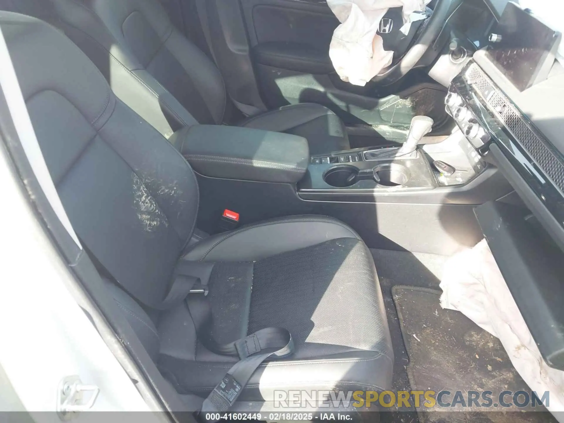 5 fotografías del automóvil dañado 2HGFE1F93RH328739 HONDA CIVIC 2024