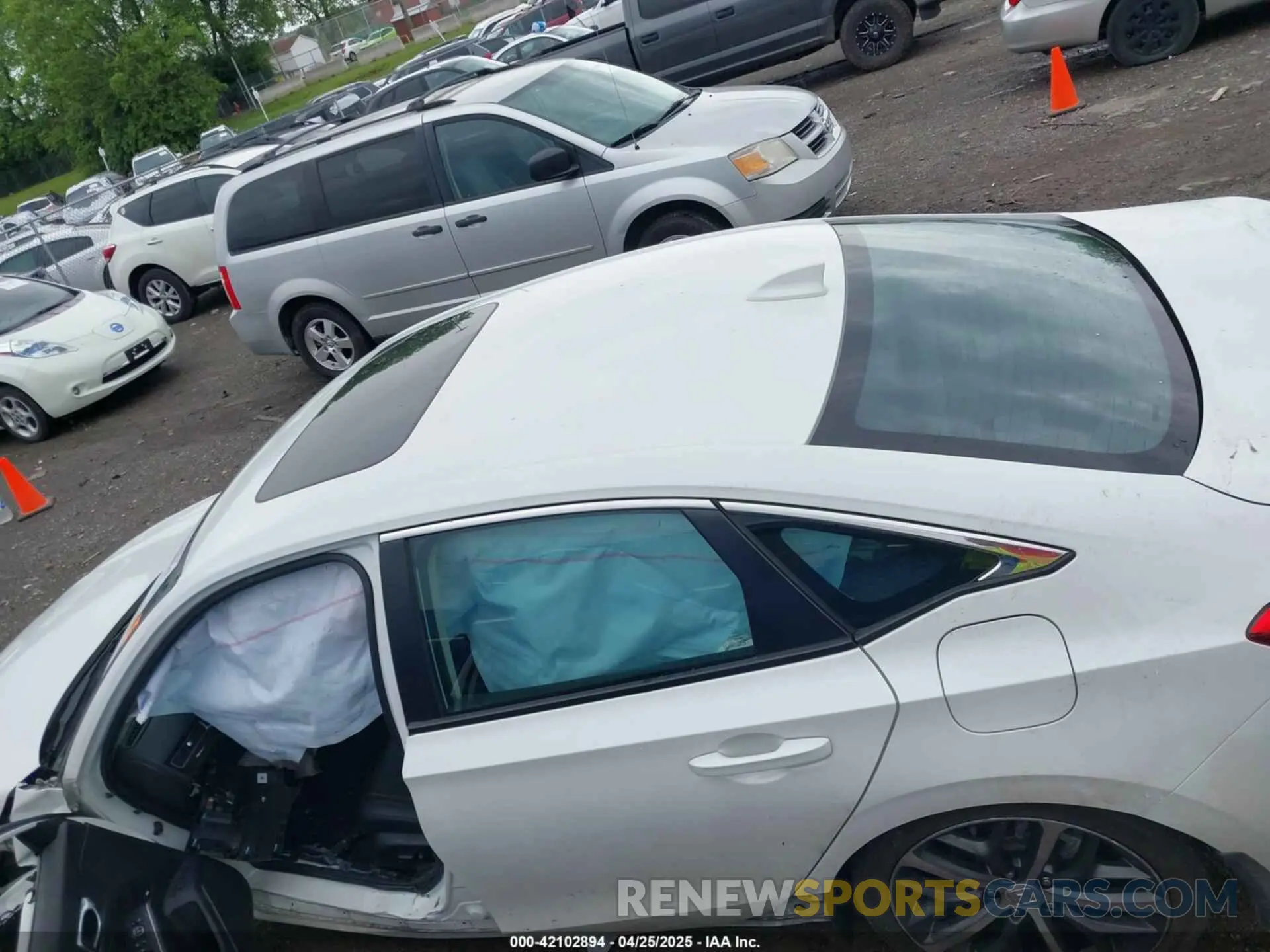 14 fotografías del automóvil dañado 2HGFE1F93RH341247 HONDA CIVIC 2024