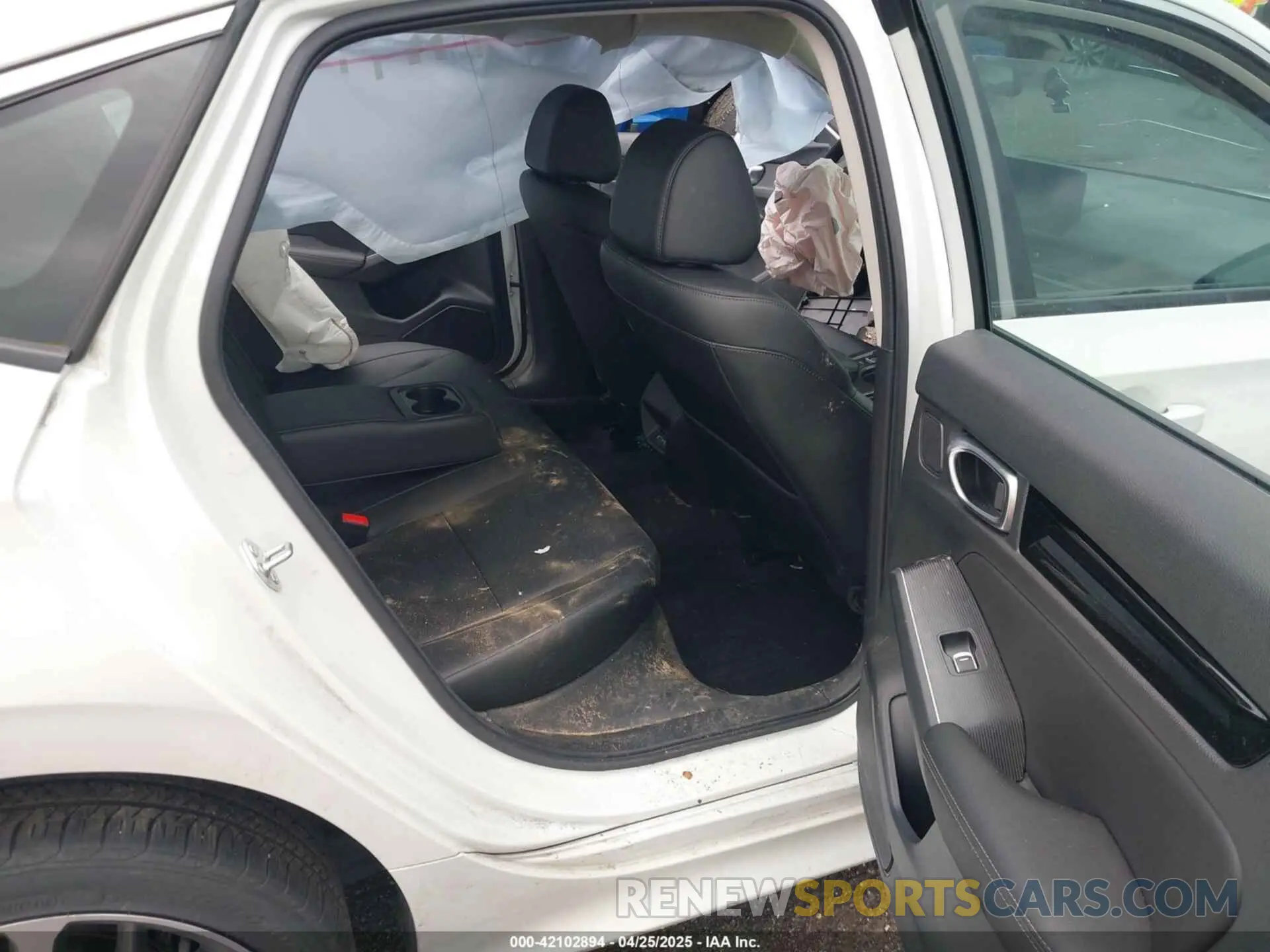 8 fotografías del automóvil dañado 2HGFE1F93RH341247 HONDA CIVIC 2024