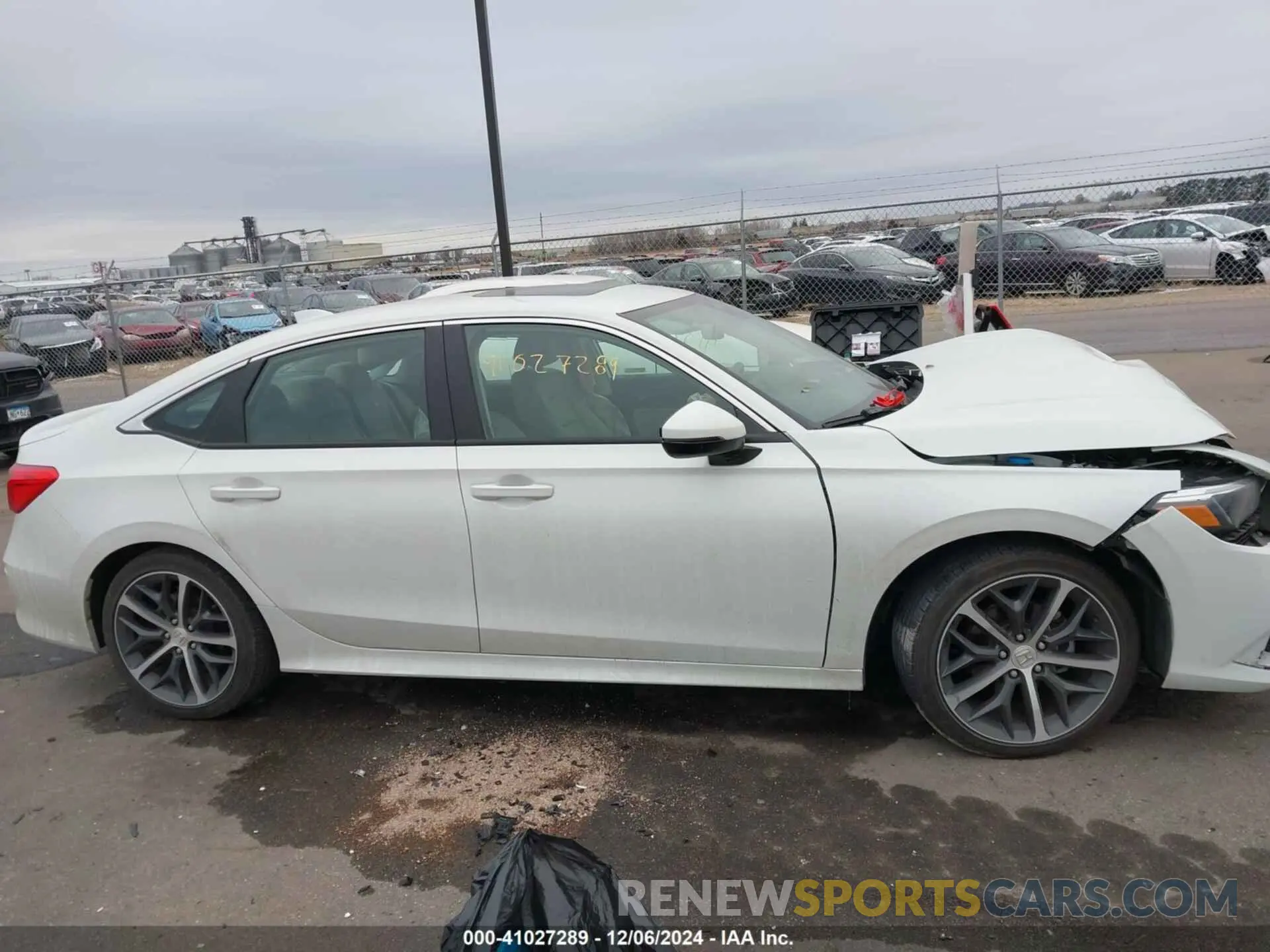 13 fotografías del automóvil dañado 2HGFE1F94RH306104 HONDA CIVIC 2024