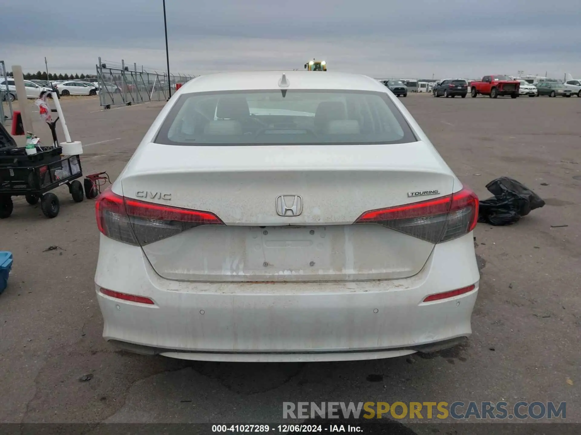 16 fotografías del automóvil dañado 2HGFE1F94RH306104 HONDA CIVIC 2024