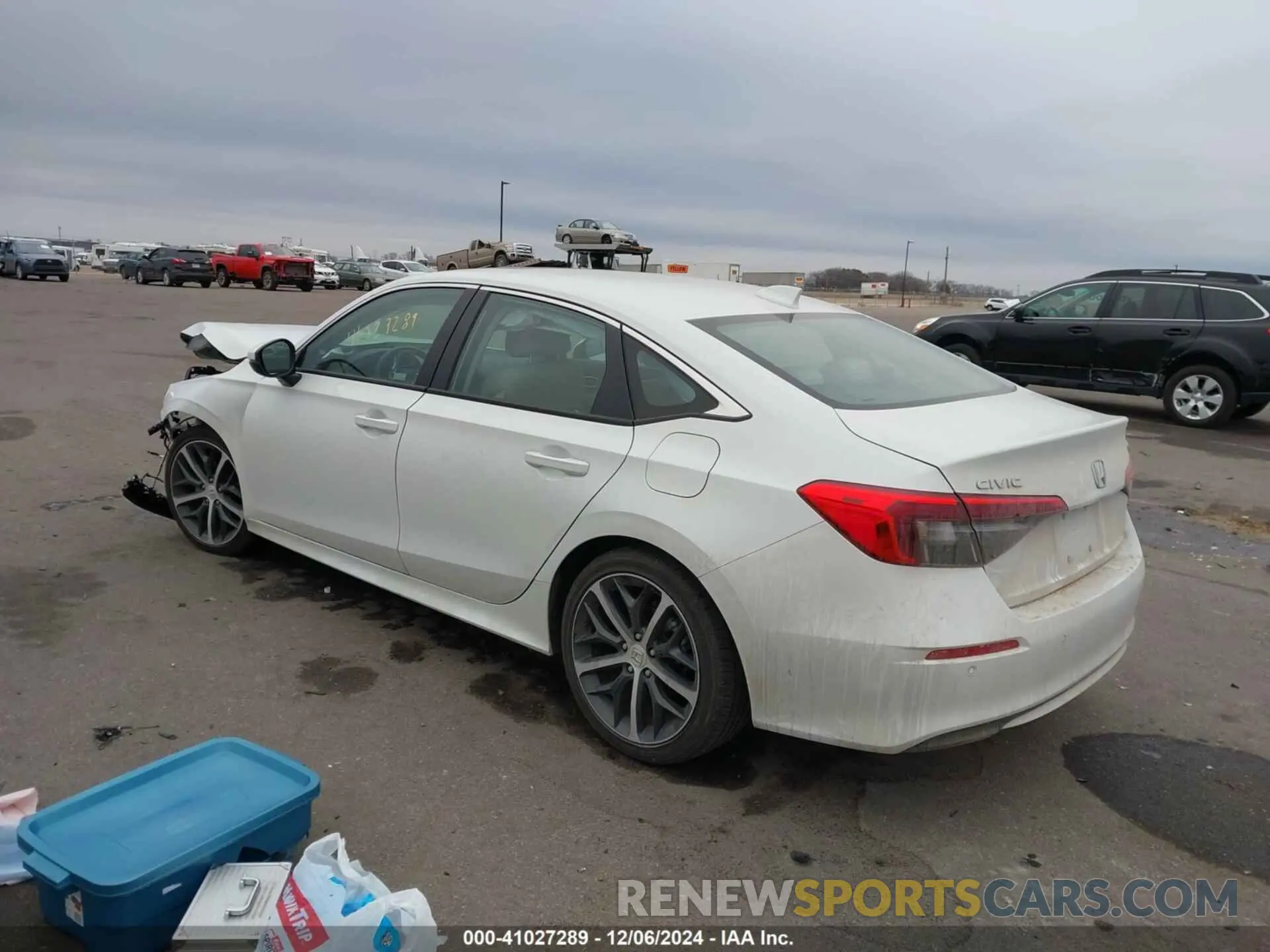 3 fotografías del automóvil dañado 2HGFE1F94RH306104 HONDA CIVIC 2024